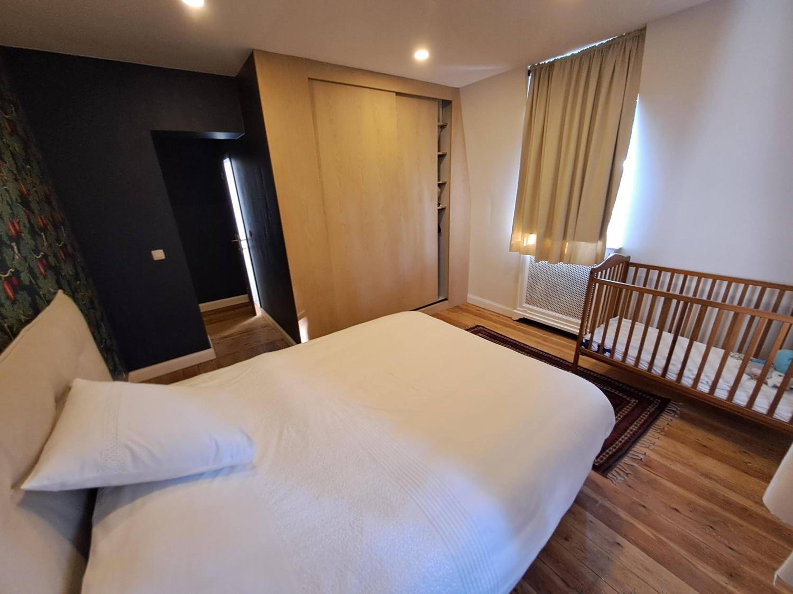 One-Bedroom Apartment - Non-Smoking photo 2