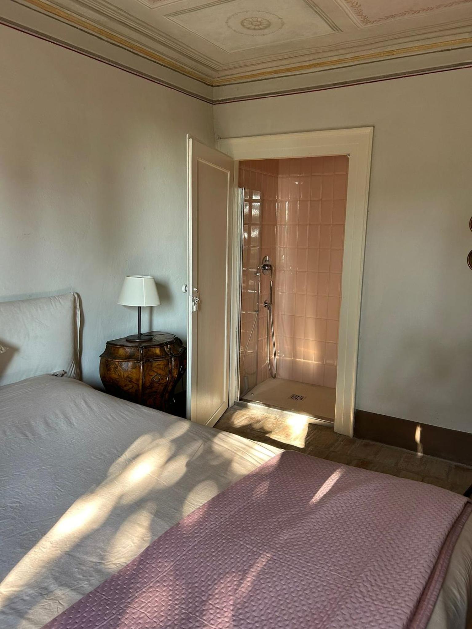 Double Room with Private Bathroom photo 2