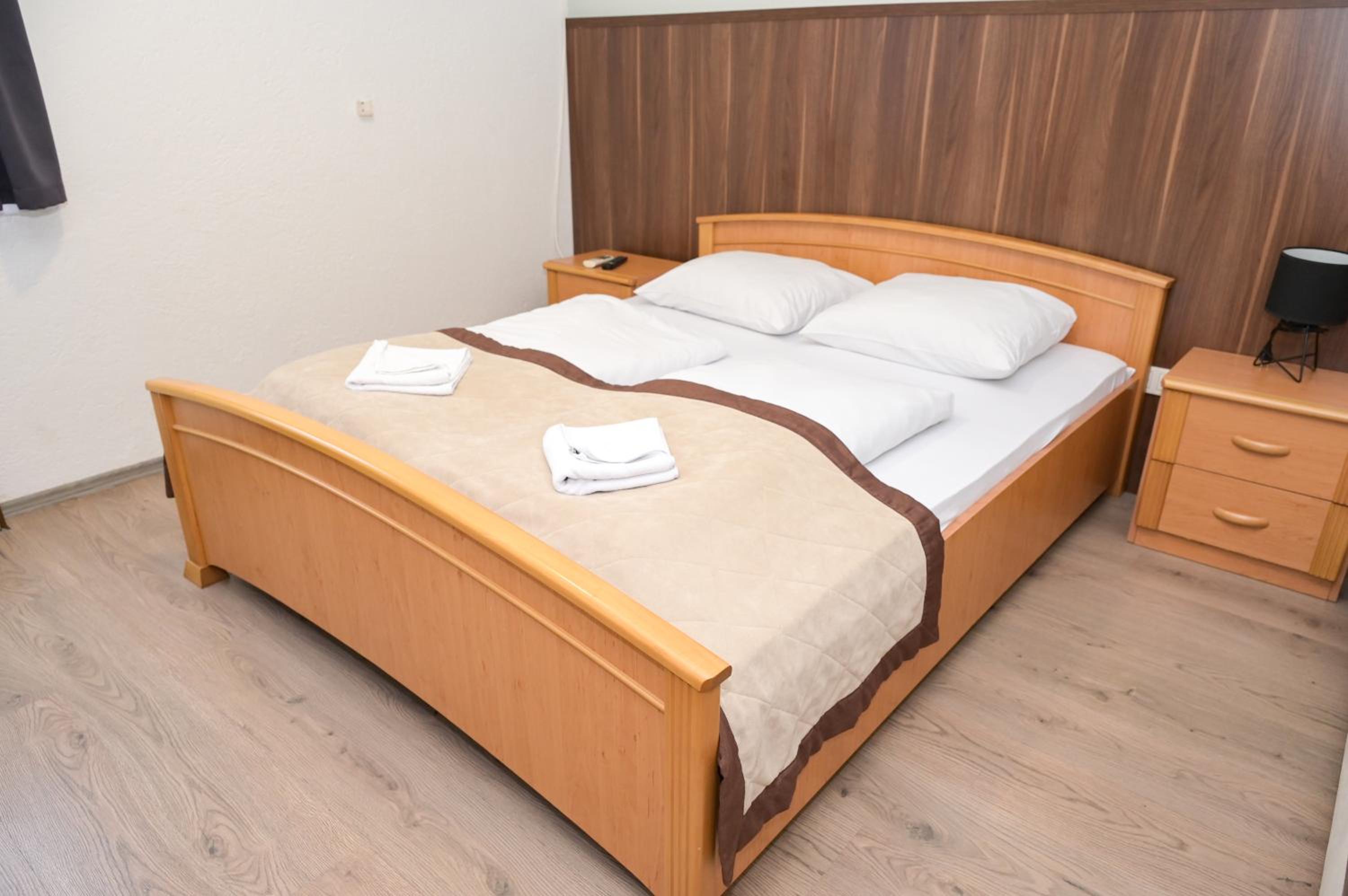 Family Double Room - Photo 4