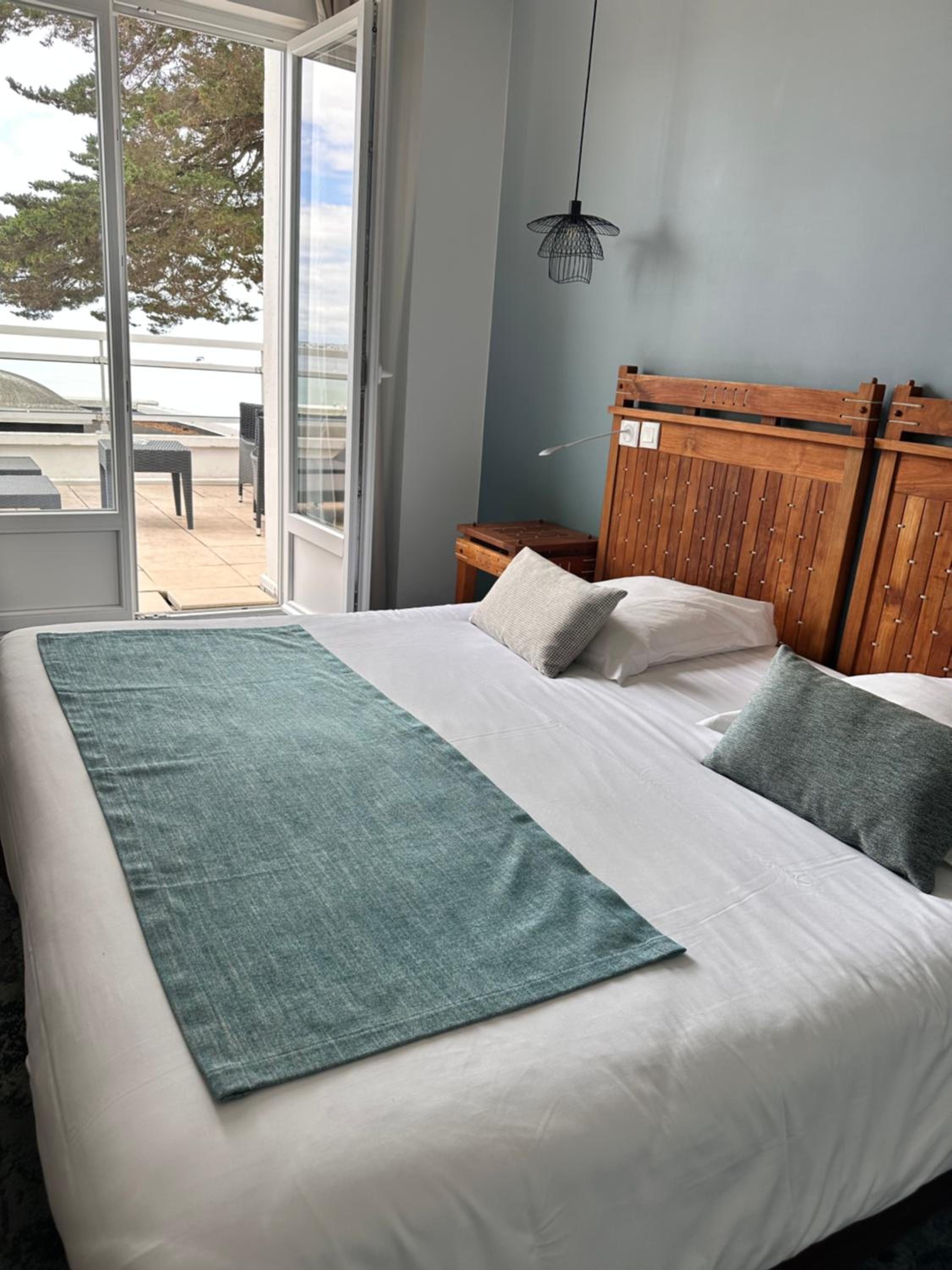Double Or Twin Room With Balcony And Sea View