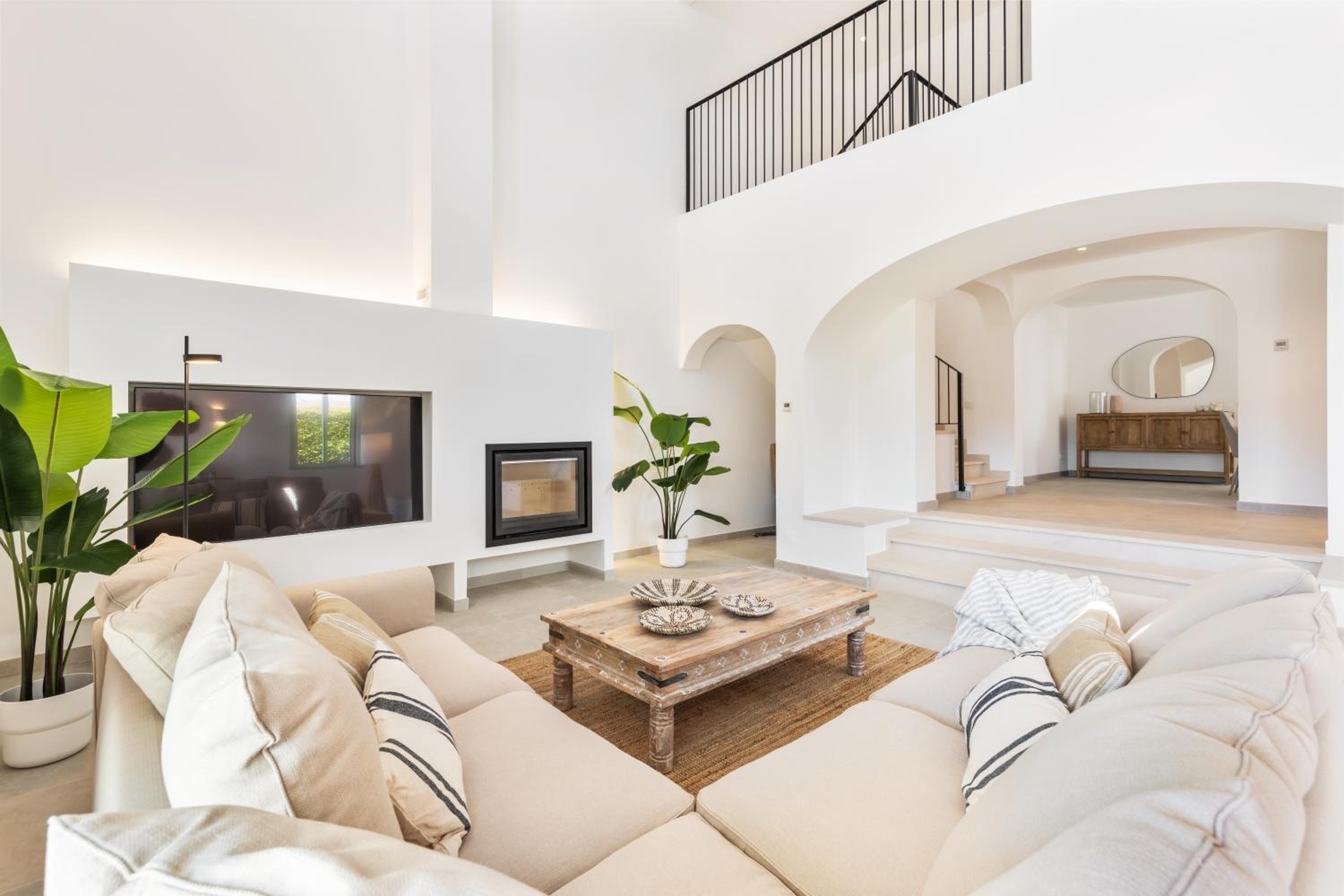 Three-Bedroom Villa photo 1