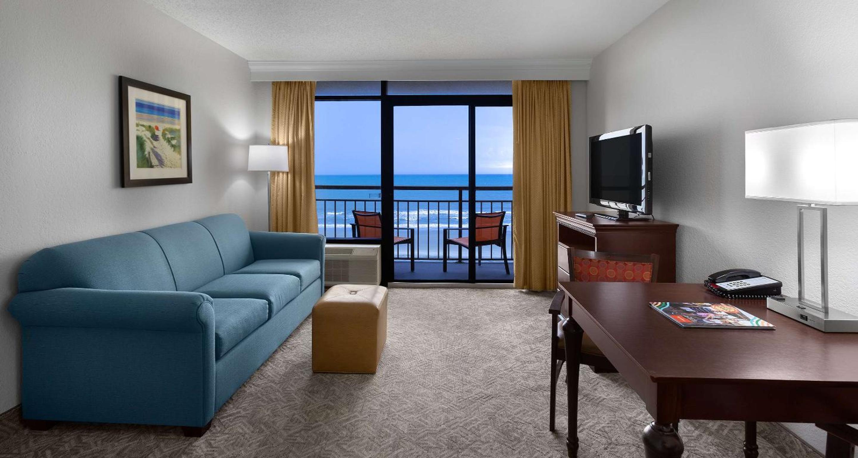 Oceanfront Suite with Kitchenette, Two Queen Beds and Sofa Bed - Non-Smoking