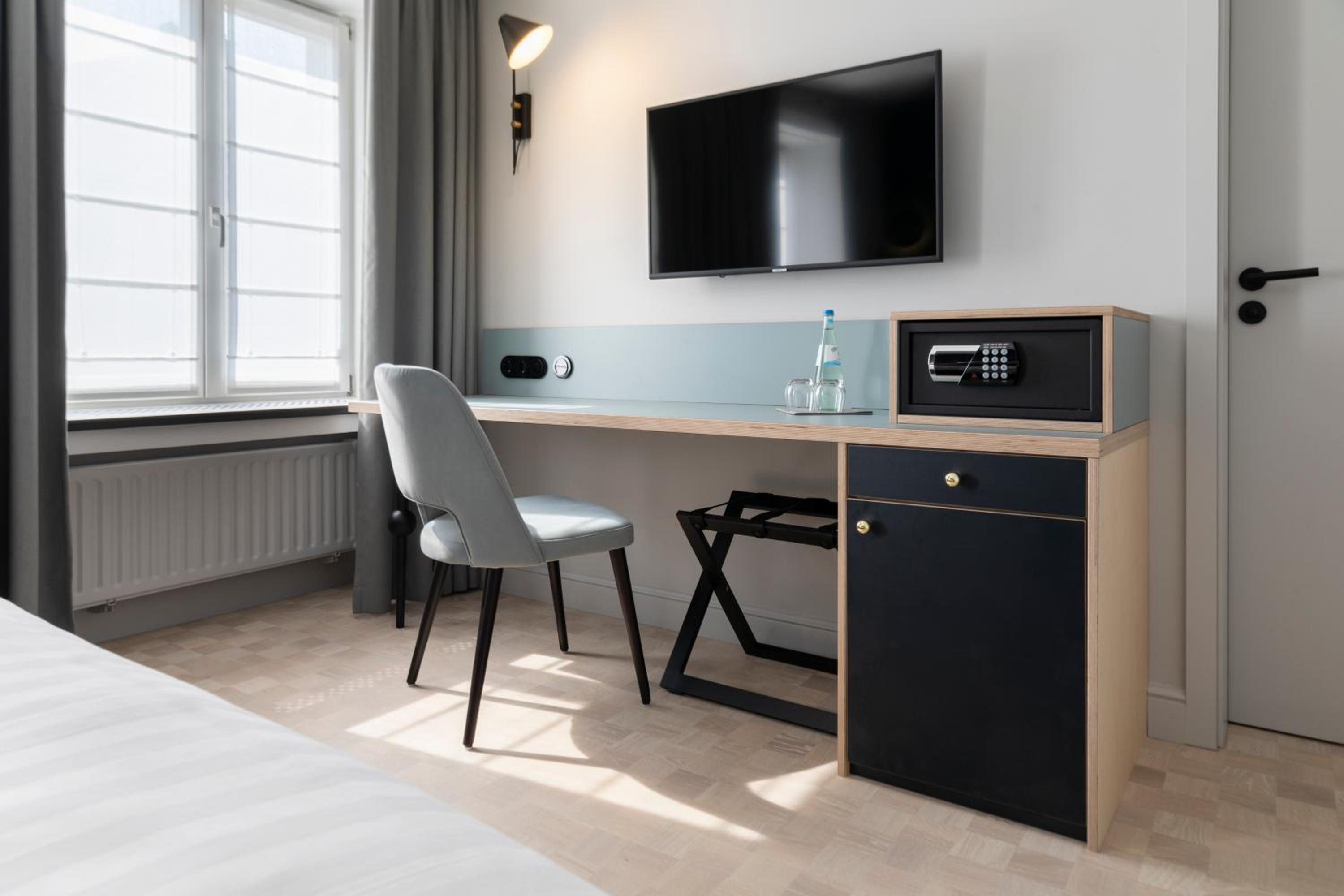 Superior Double Room - Photo 2