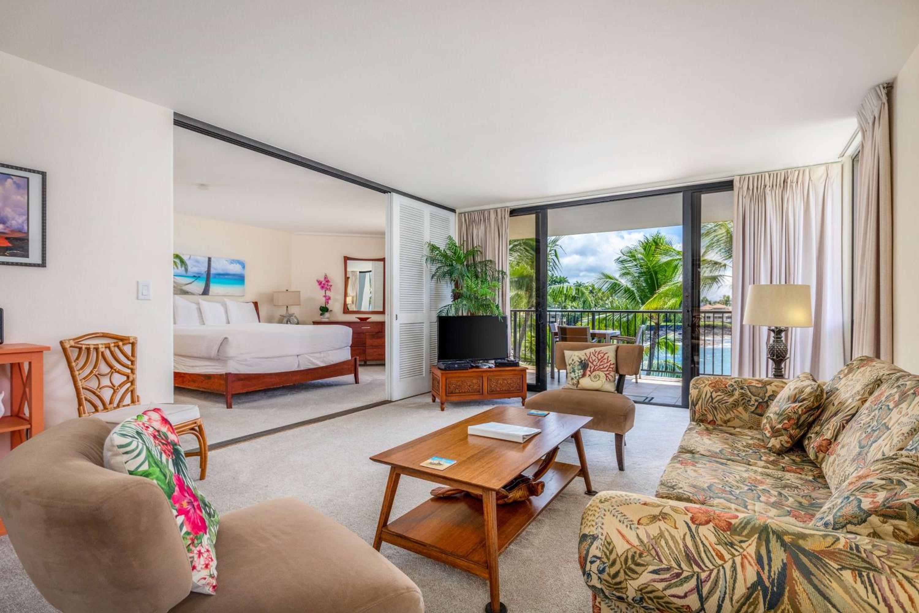 Two-Bedroom Suite - Ocean Front photo 1