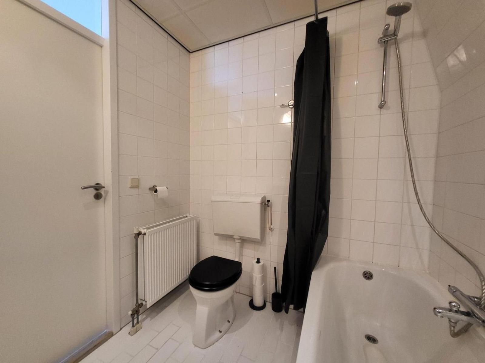 Two-Bedroom Apartment with Balcony photo 3