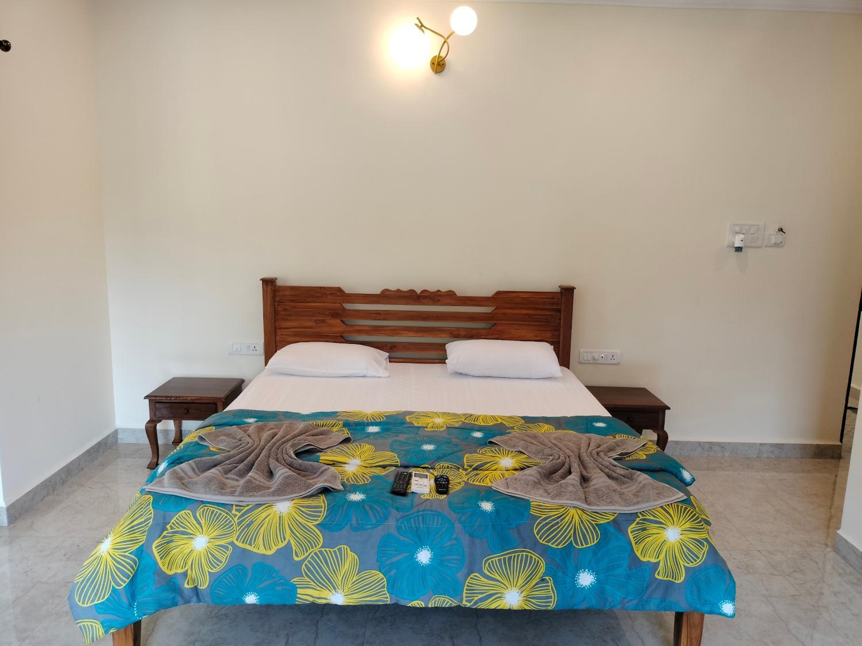 King Room with Balcony