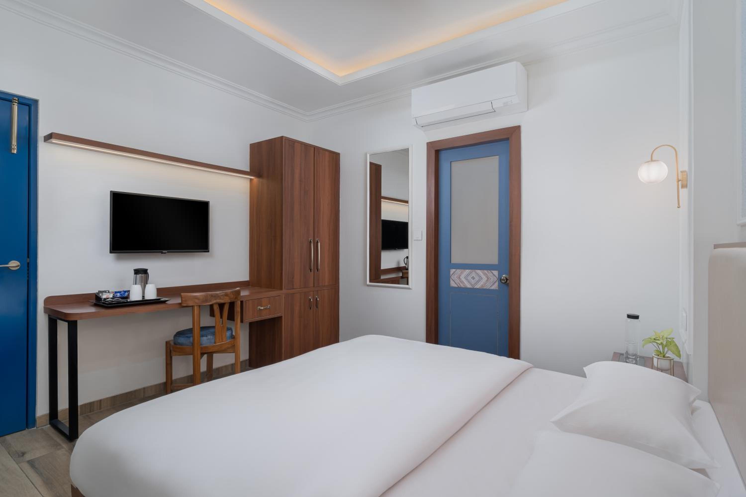 Deluxe Room - Photo 4