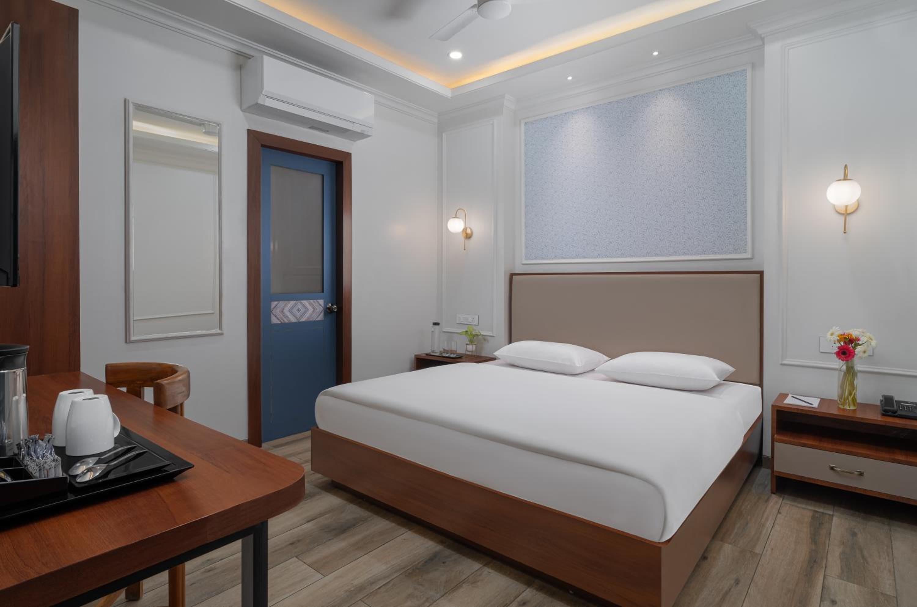 Deluxe Room - Photo 2