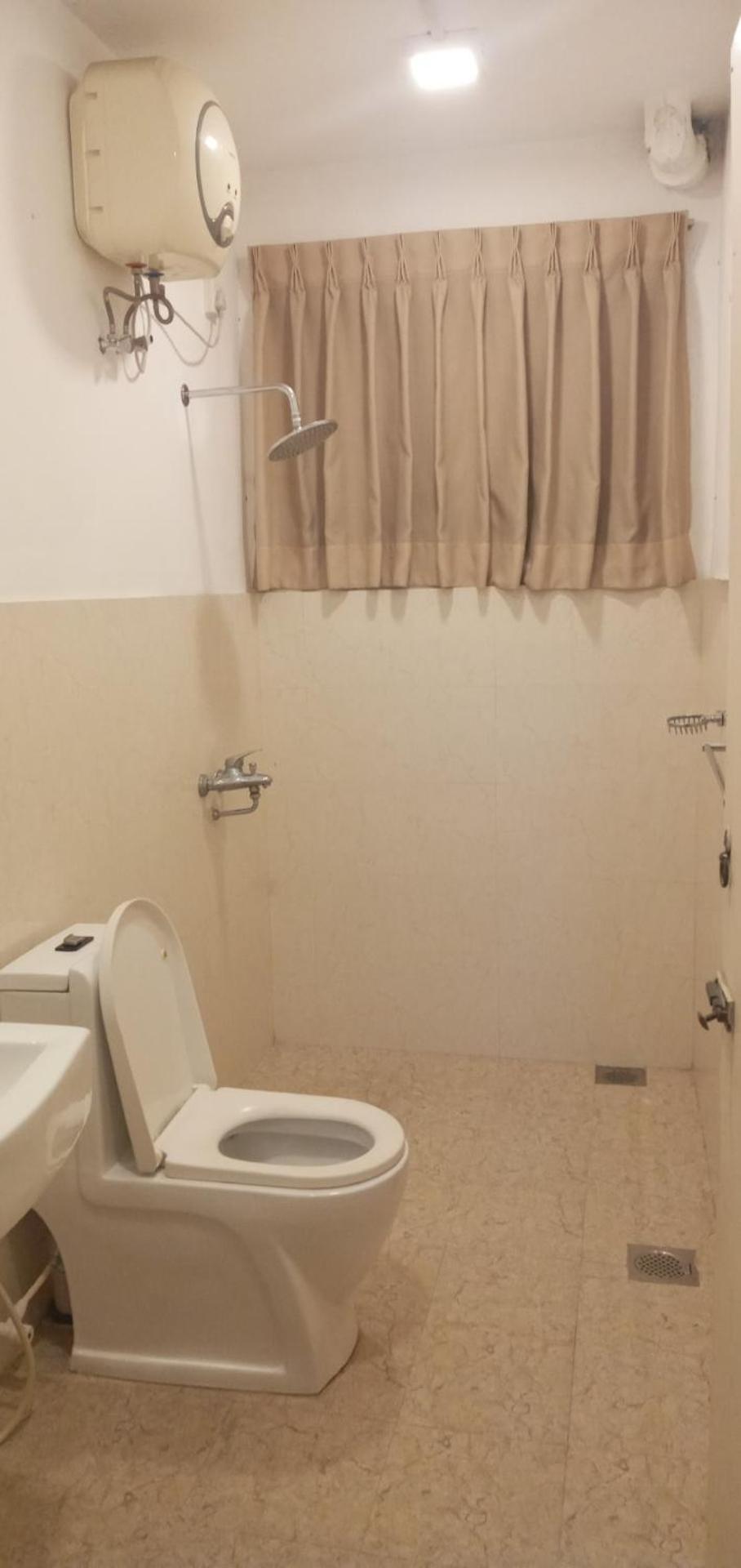 Double Room with Private External Bathroom photo 3