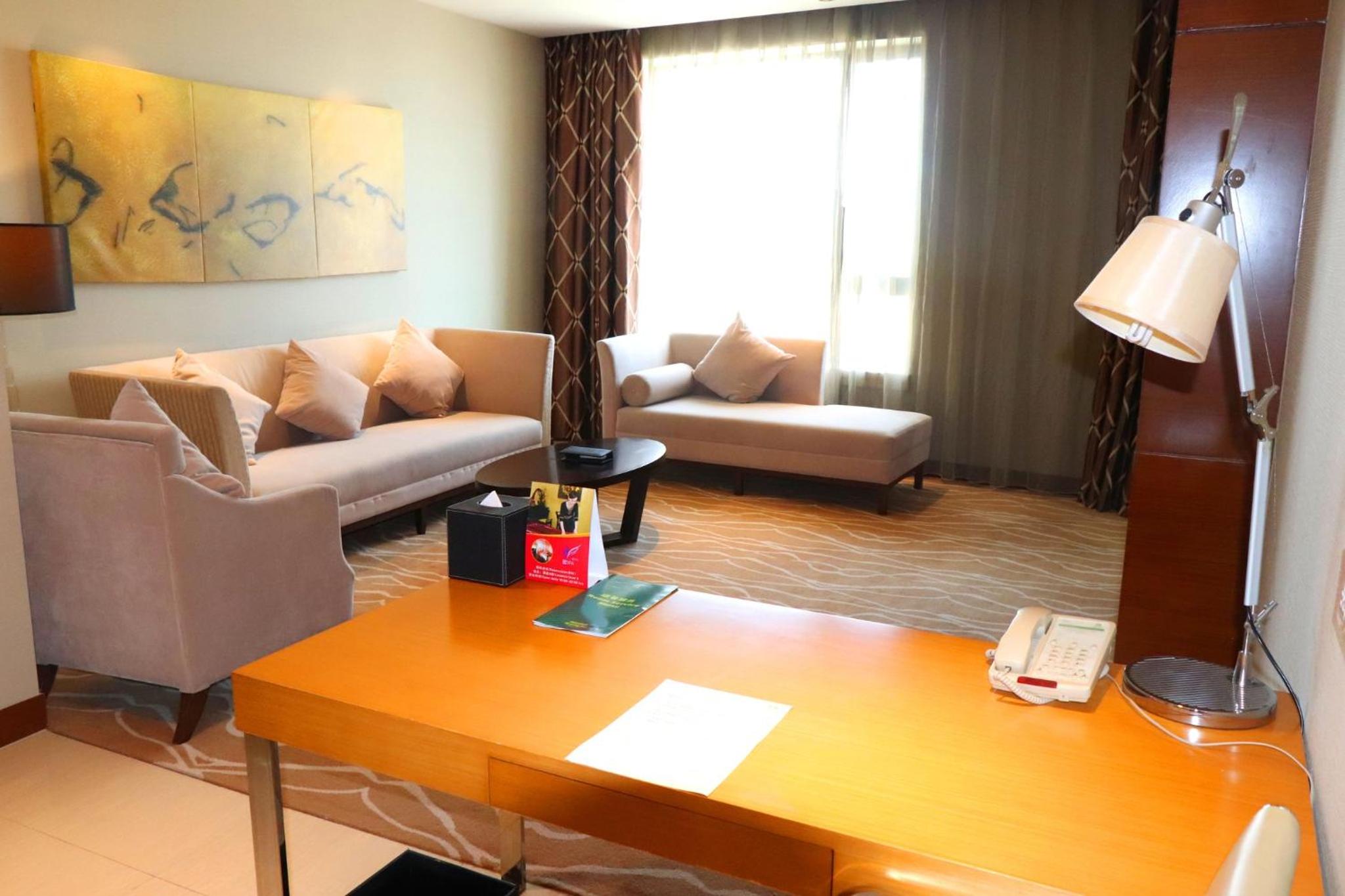 Suite photo 1
