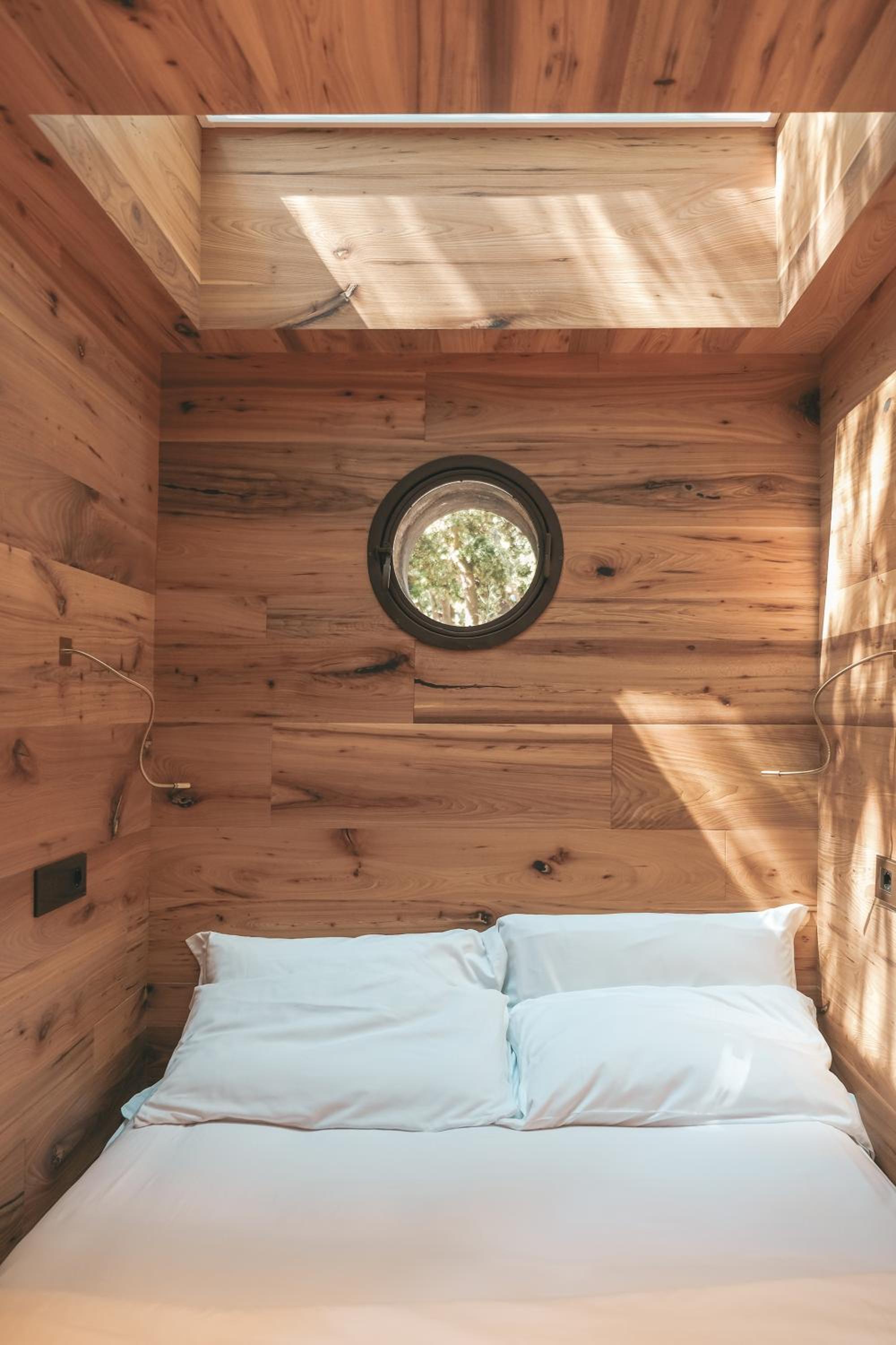 Small Lodge photo 1
