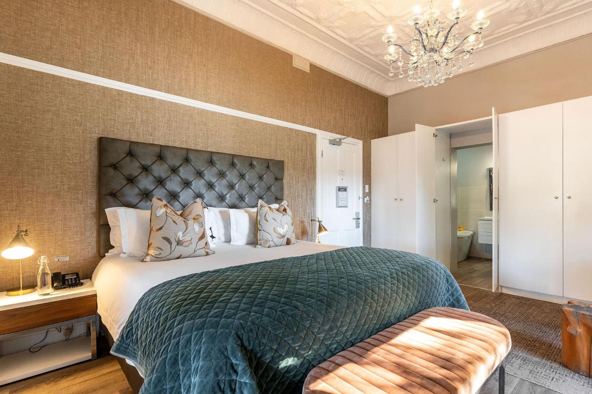 Heritage Suite Interleading with Bunk Beds photo 3