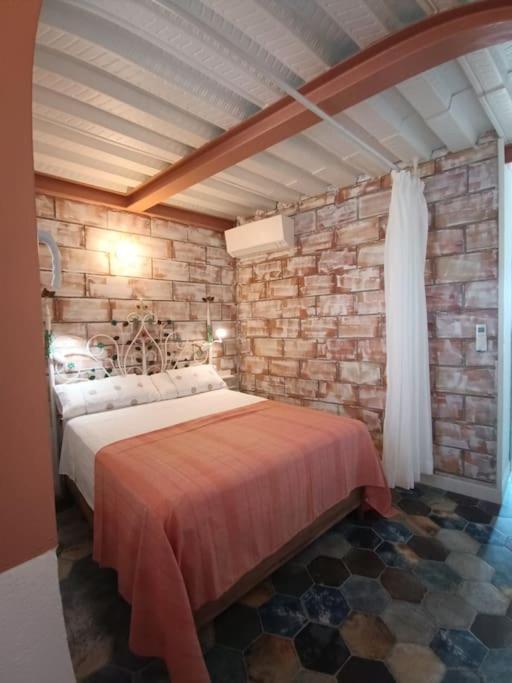 One-Bedroom Apartment with Sea View and Terrace photo 3