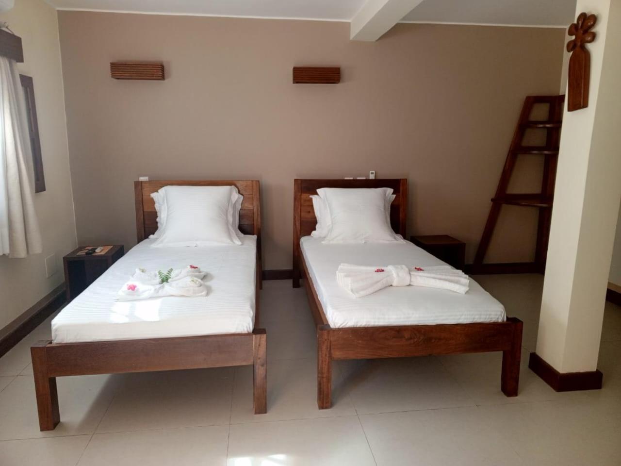 Twin Room with Pool View