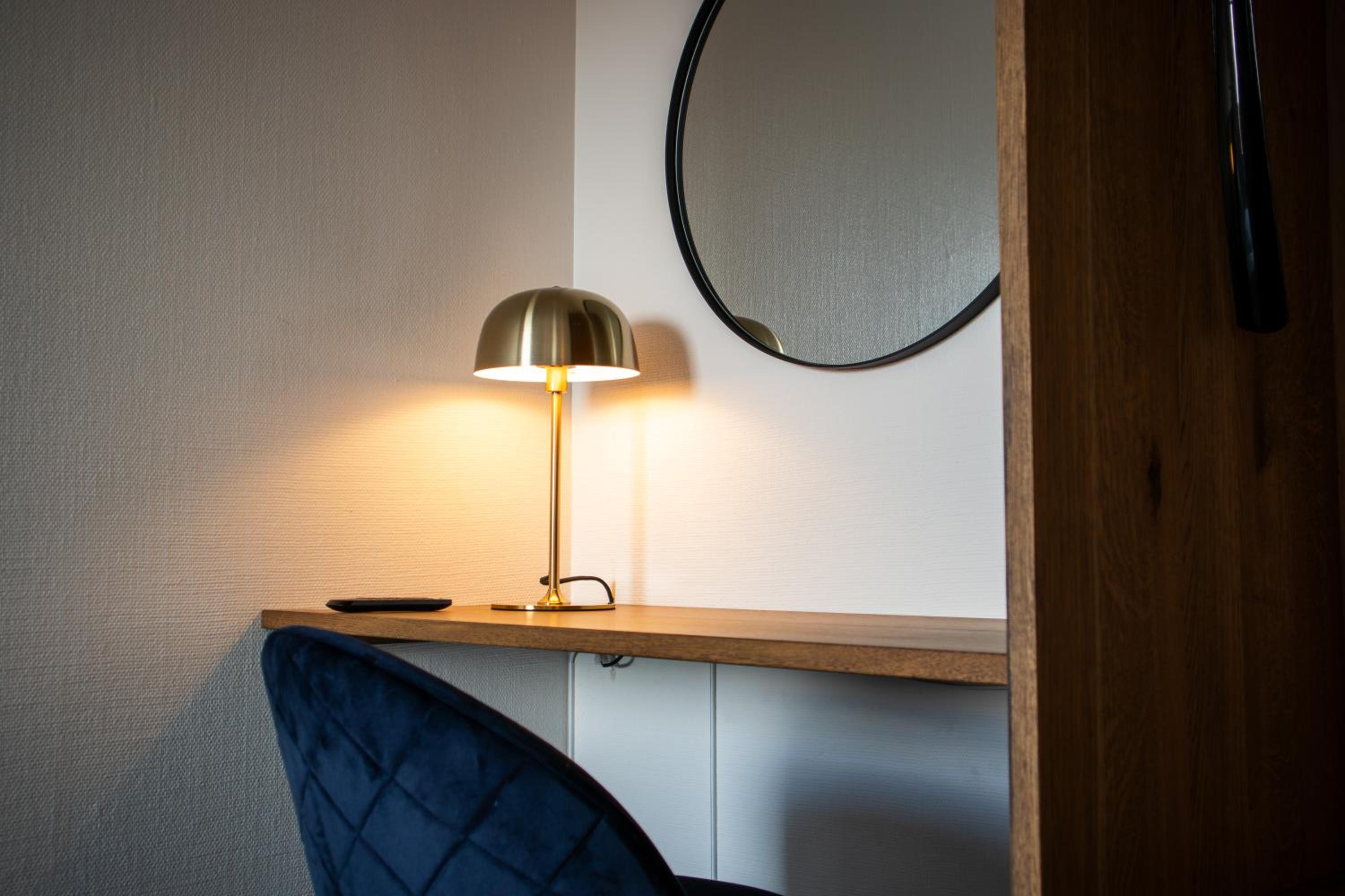 Suite - Photo 9