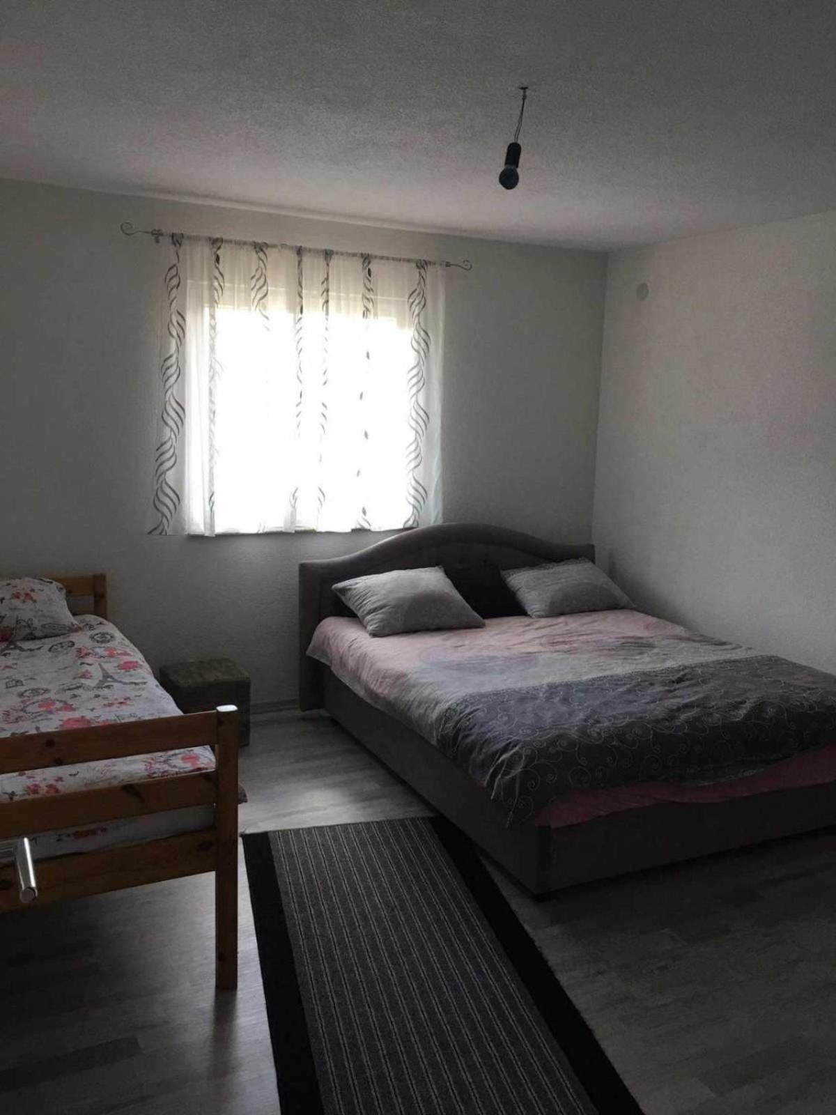 Apartment photo 3