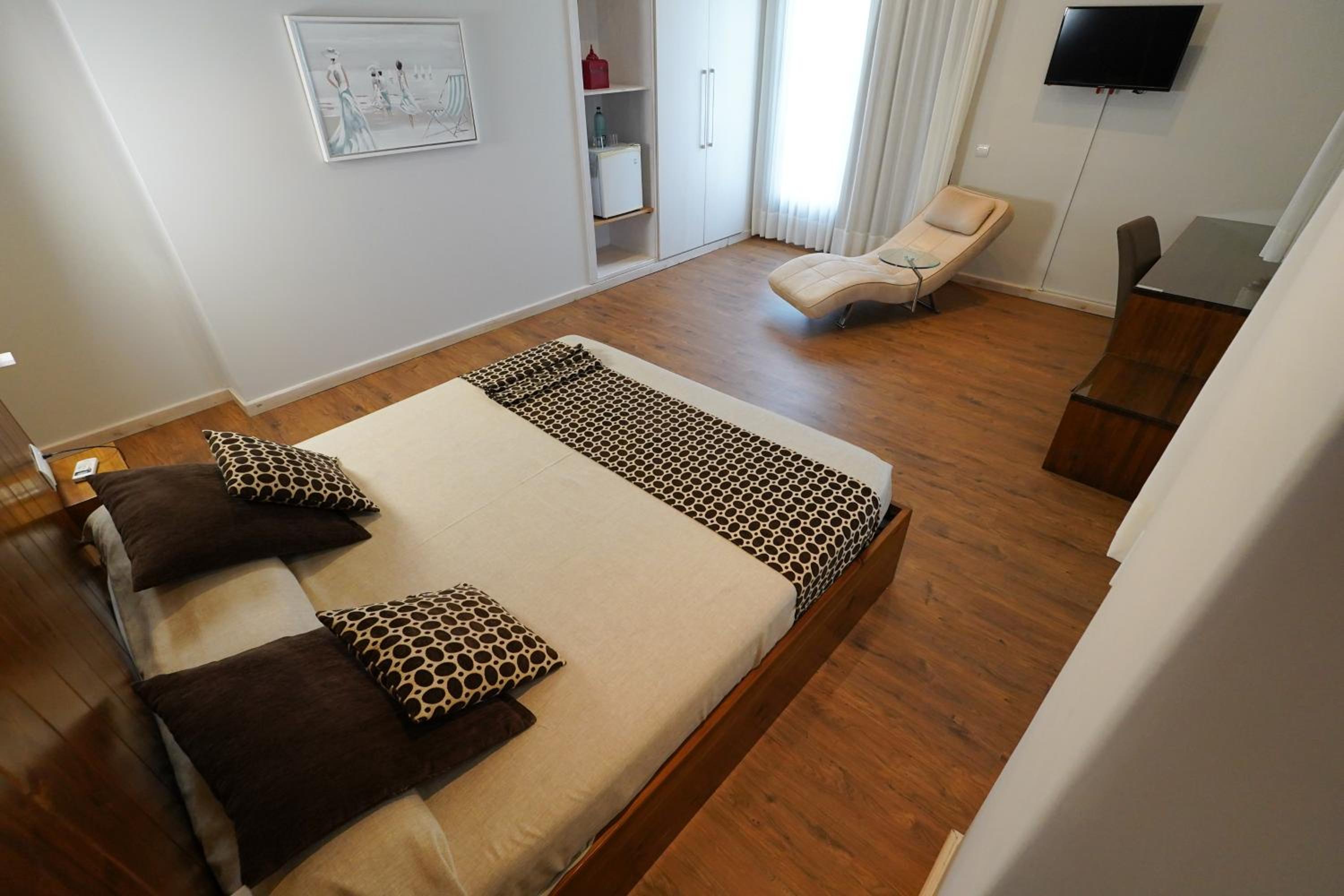 Suite with Terrace - Photo 1