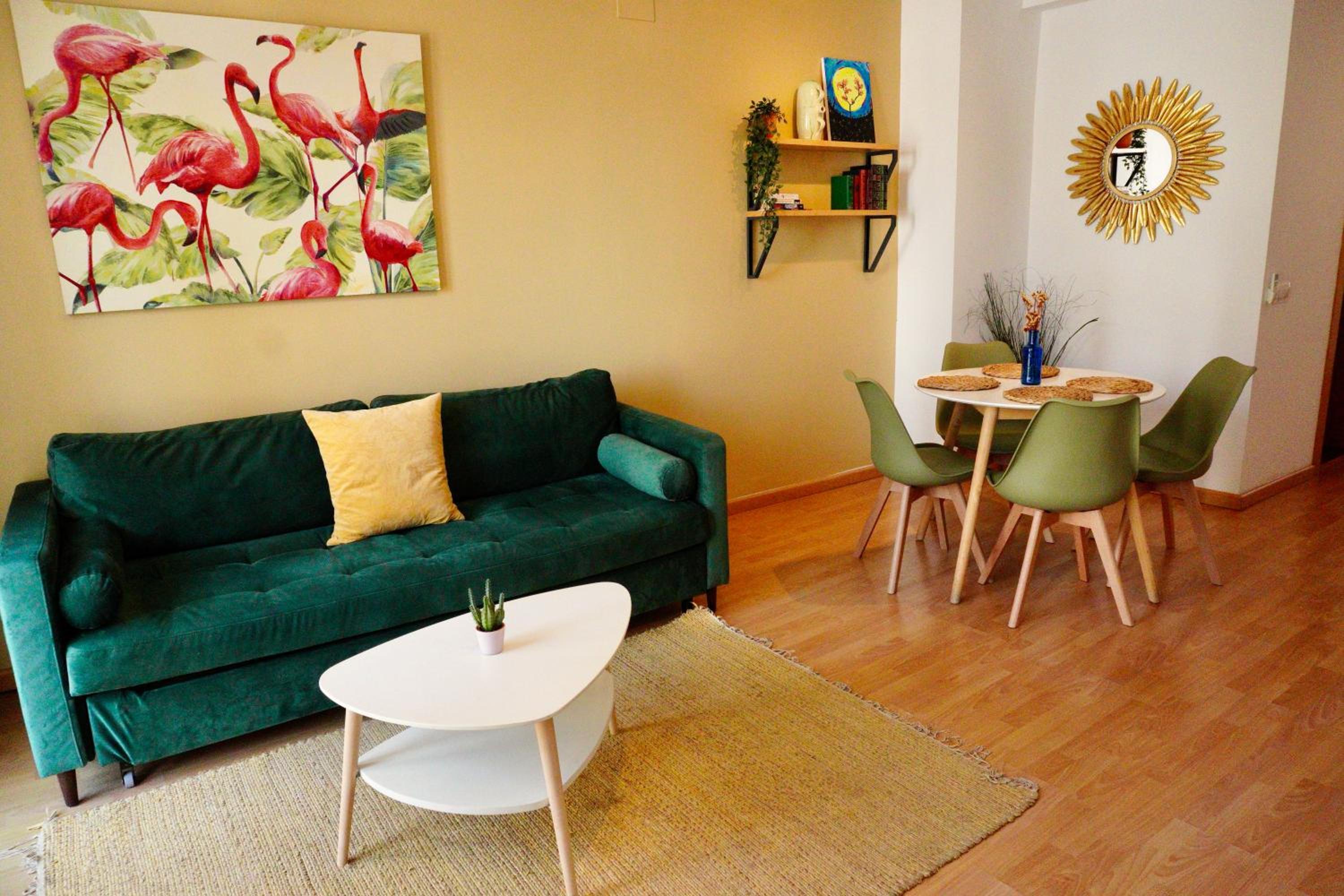Apartamento de una habitación con balcón