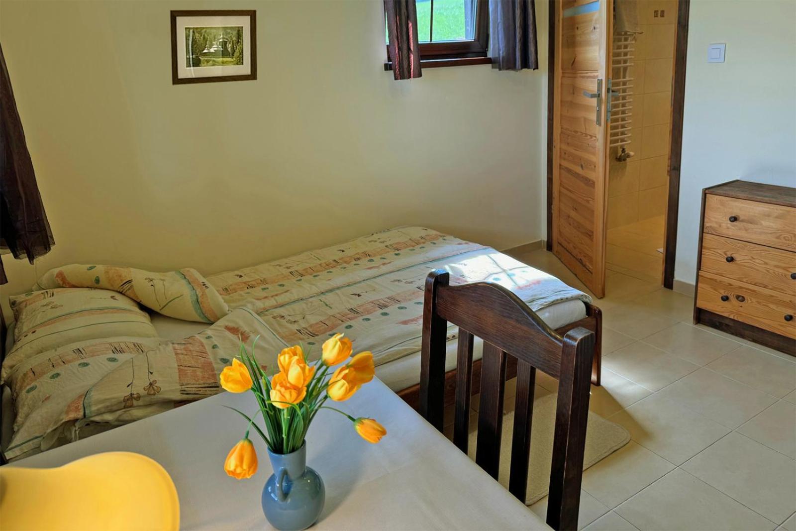 Triple Room with Bathroom - Photo 4