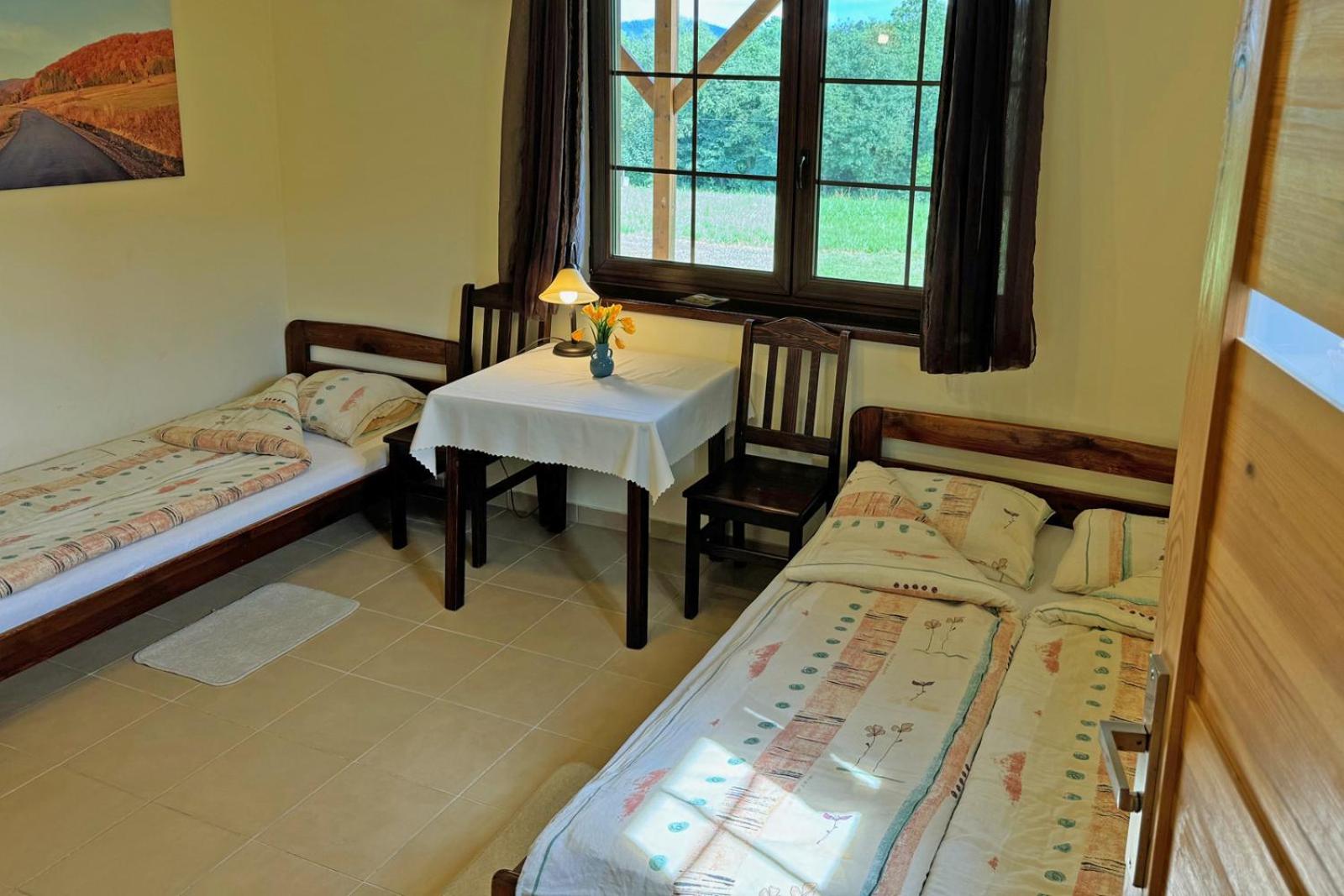Triple Room with Bathroom - Photo 5
