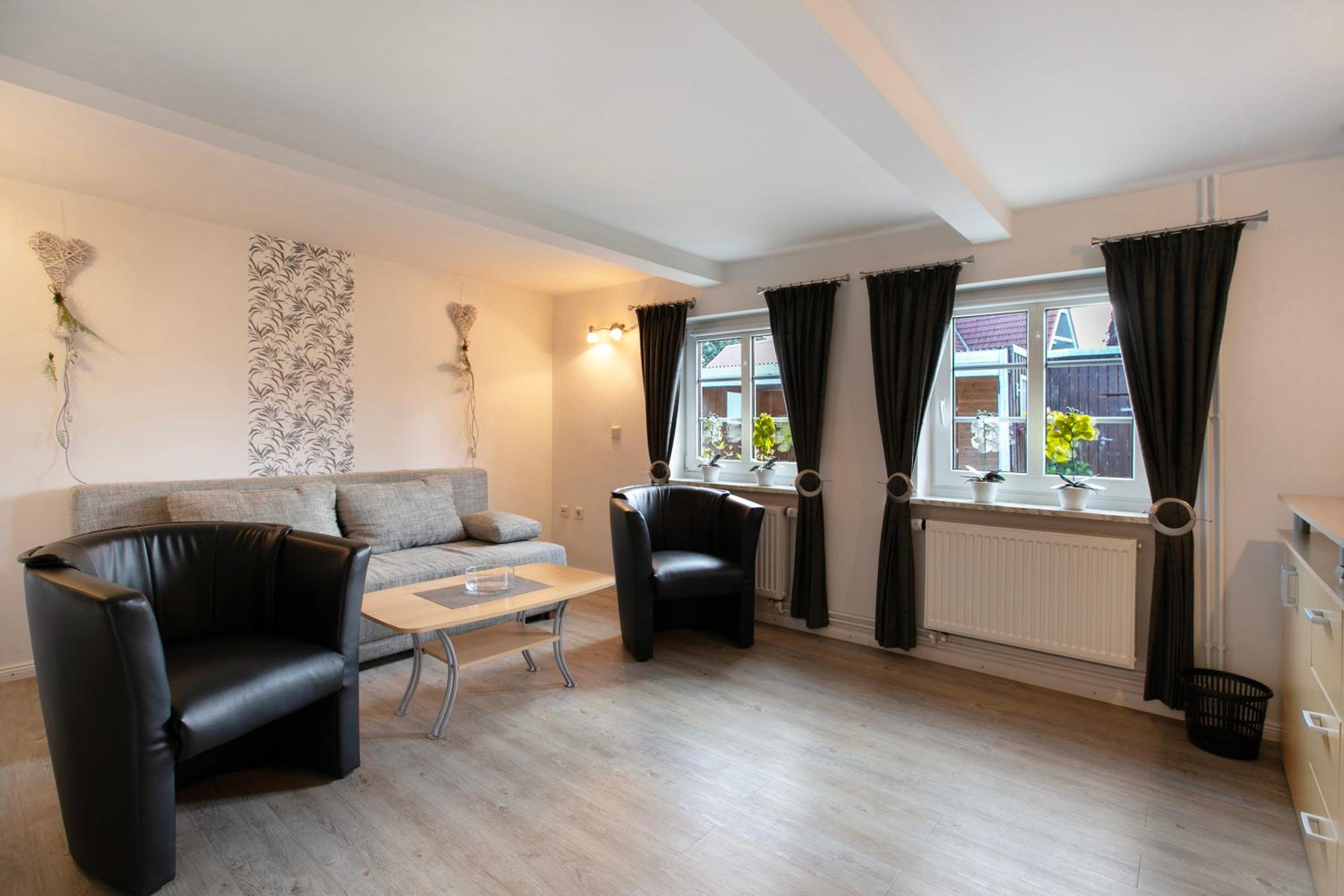 One-Bedroom Apartment with Garden View photo 1