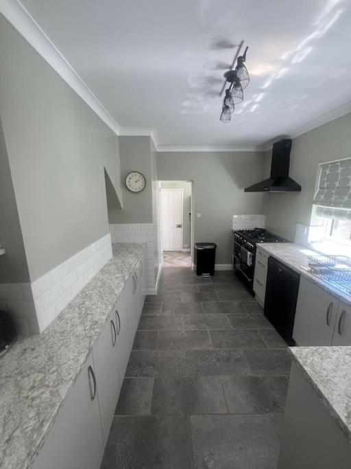 Three-Bedroom House photo 2