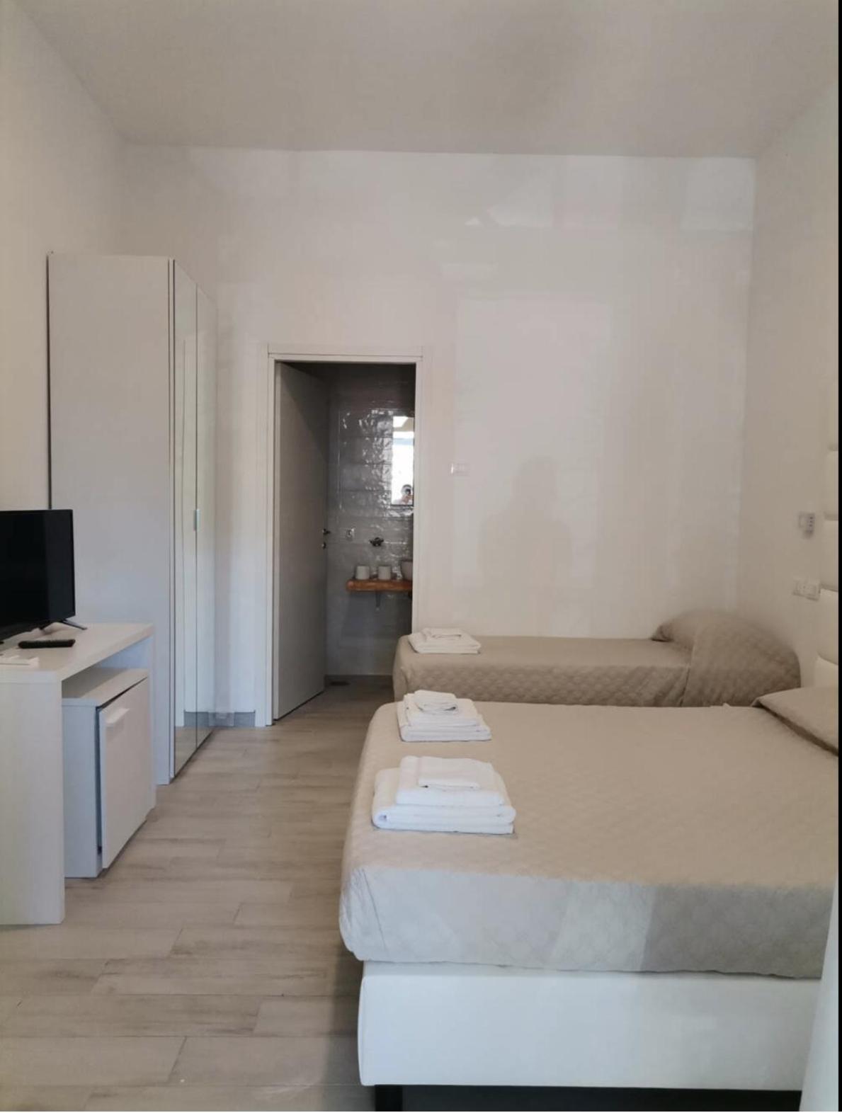 Comfort Triple Room