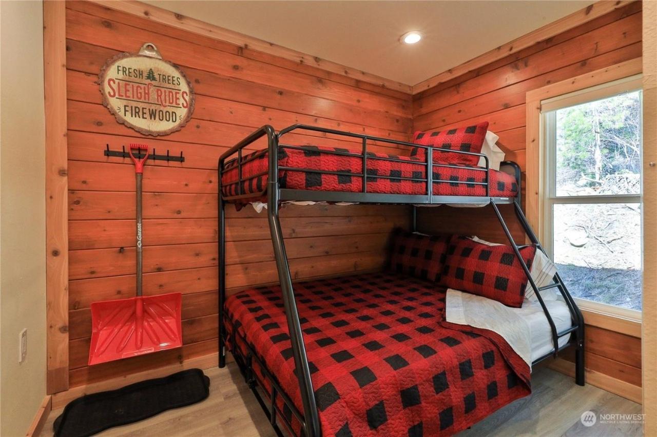 Two-Bedroom House photo 1