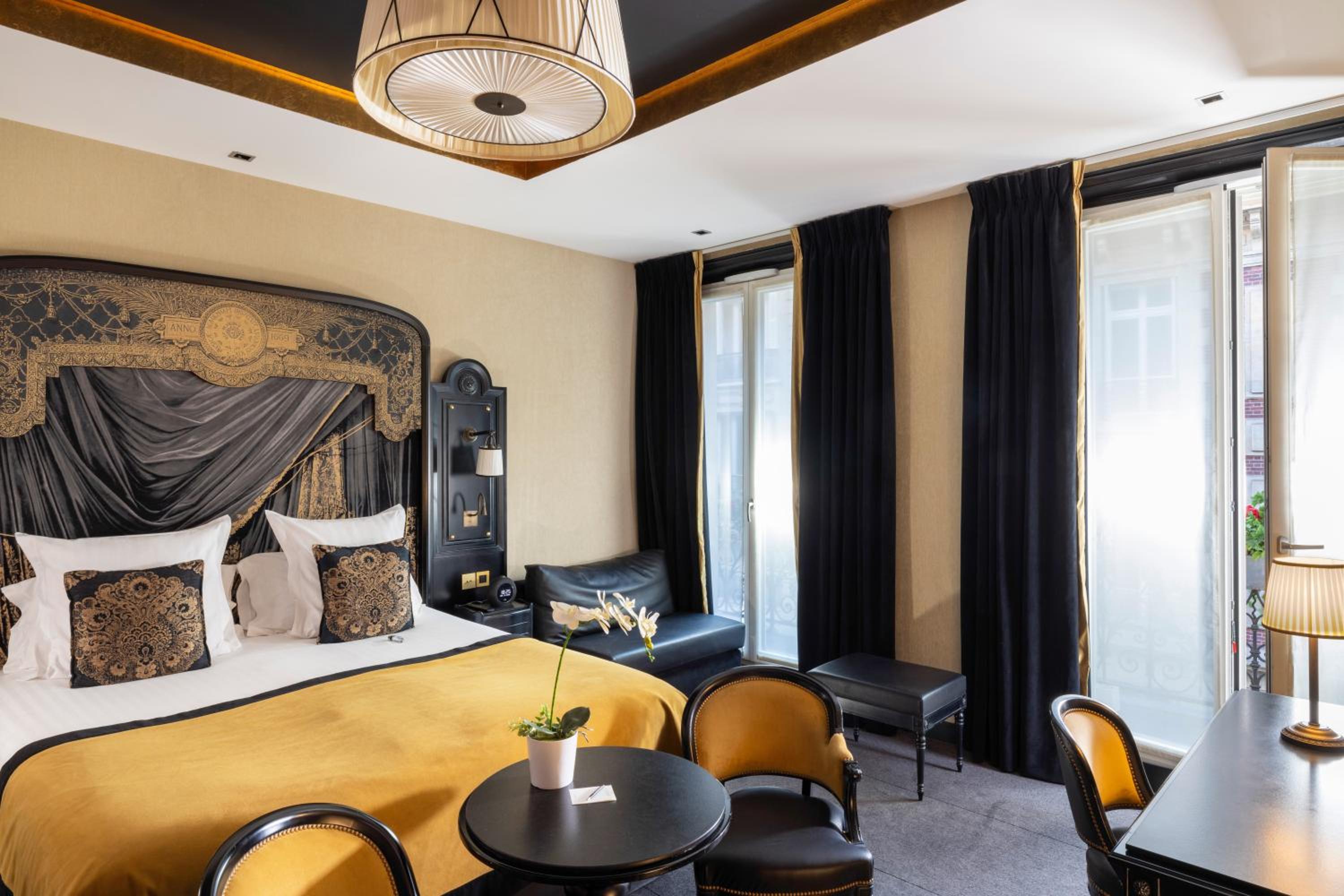 Deluxe Double or Twin Room
