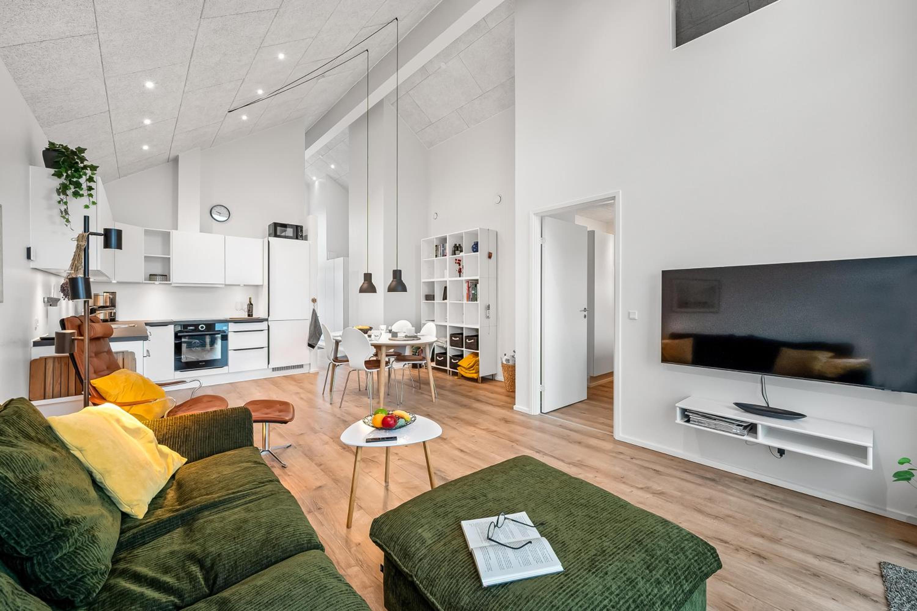 Three-Bedroom Apartment photo 1