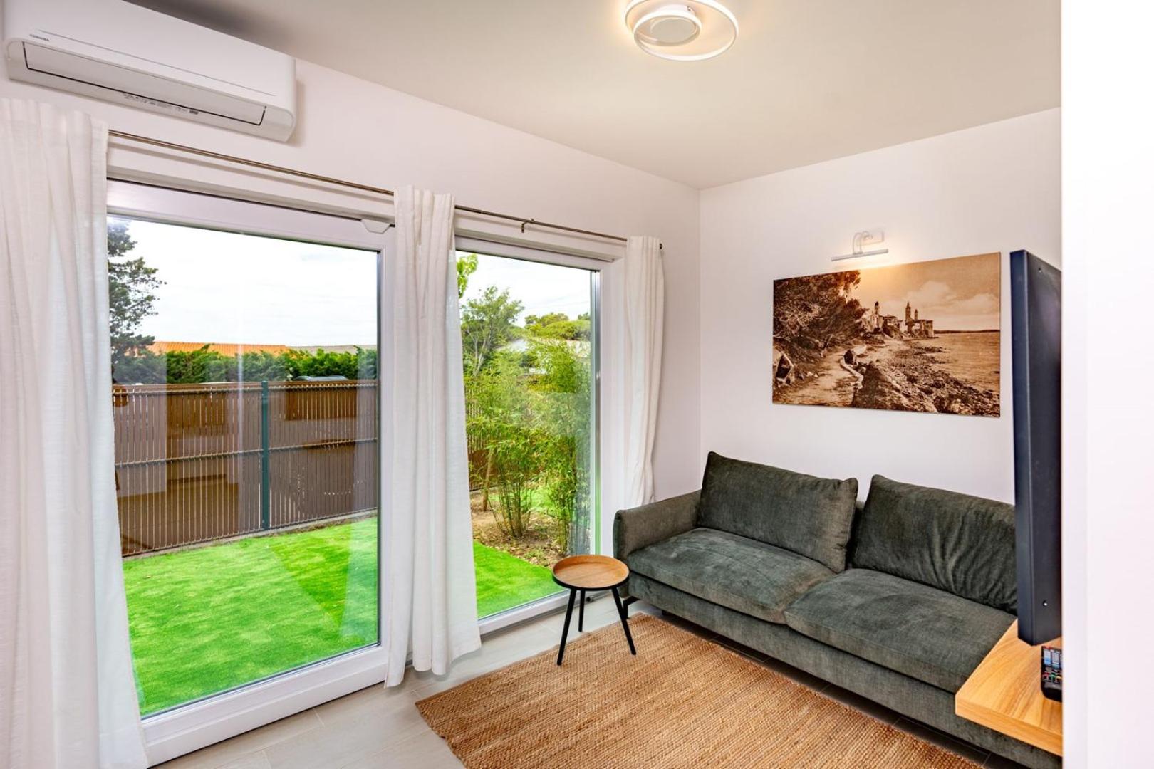 Two-Bedroom Bungalow photo 1