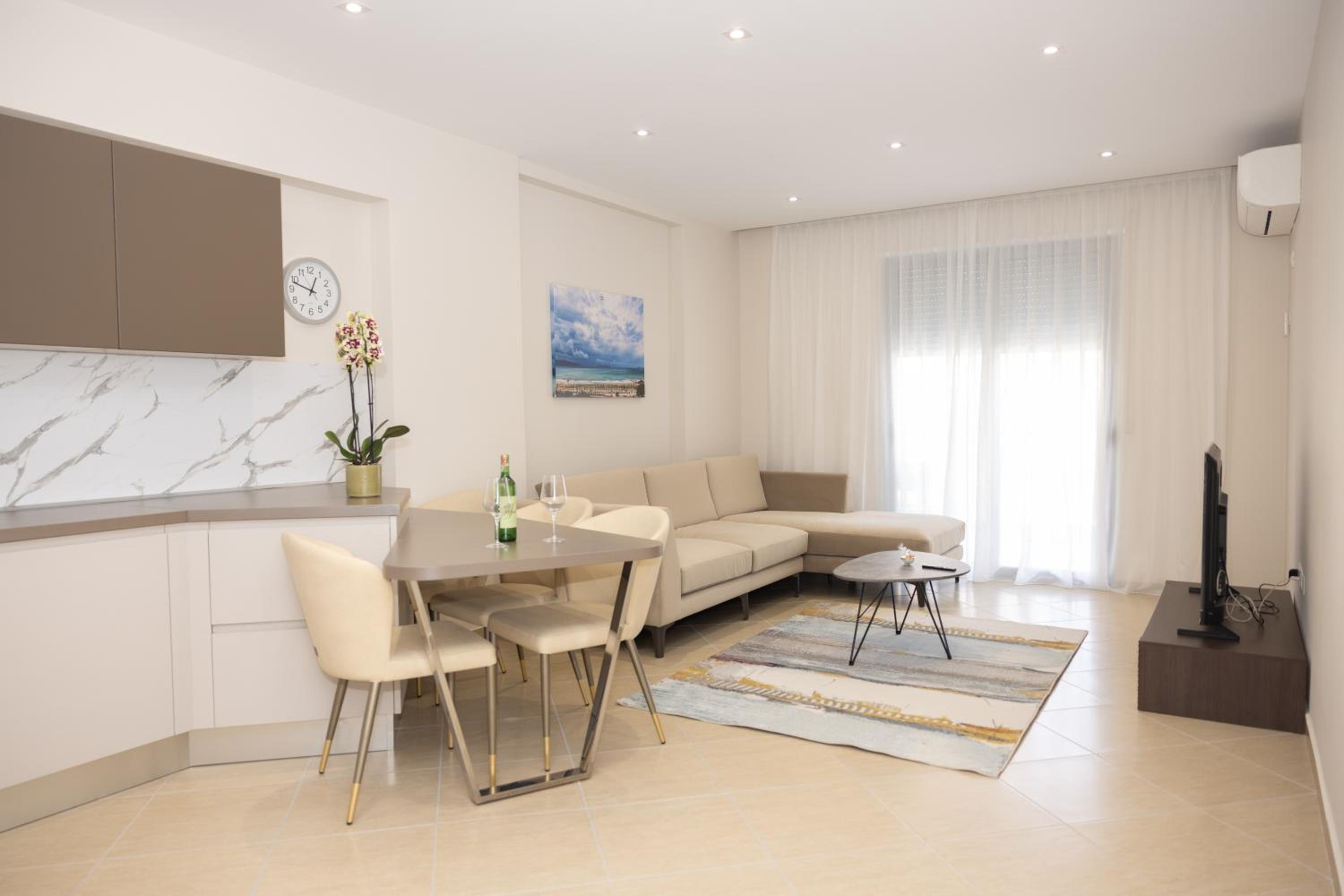 Three-Bedroom Apartment with Balcony