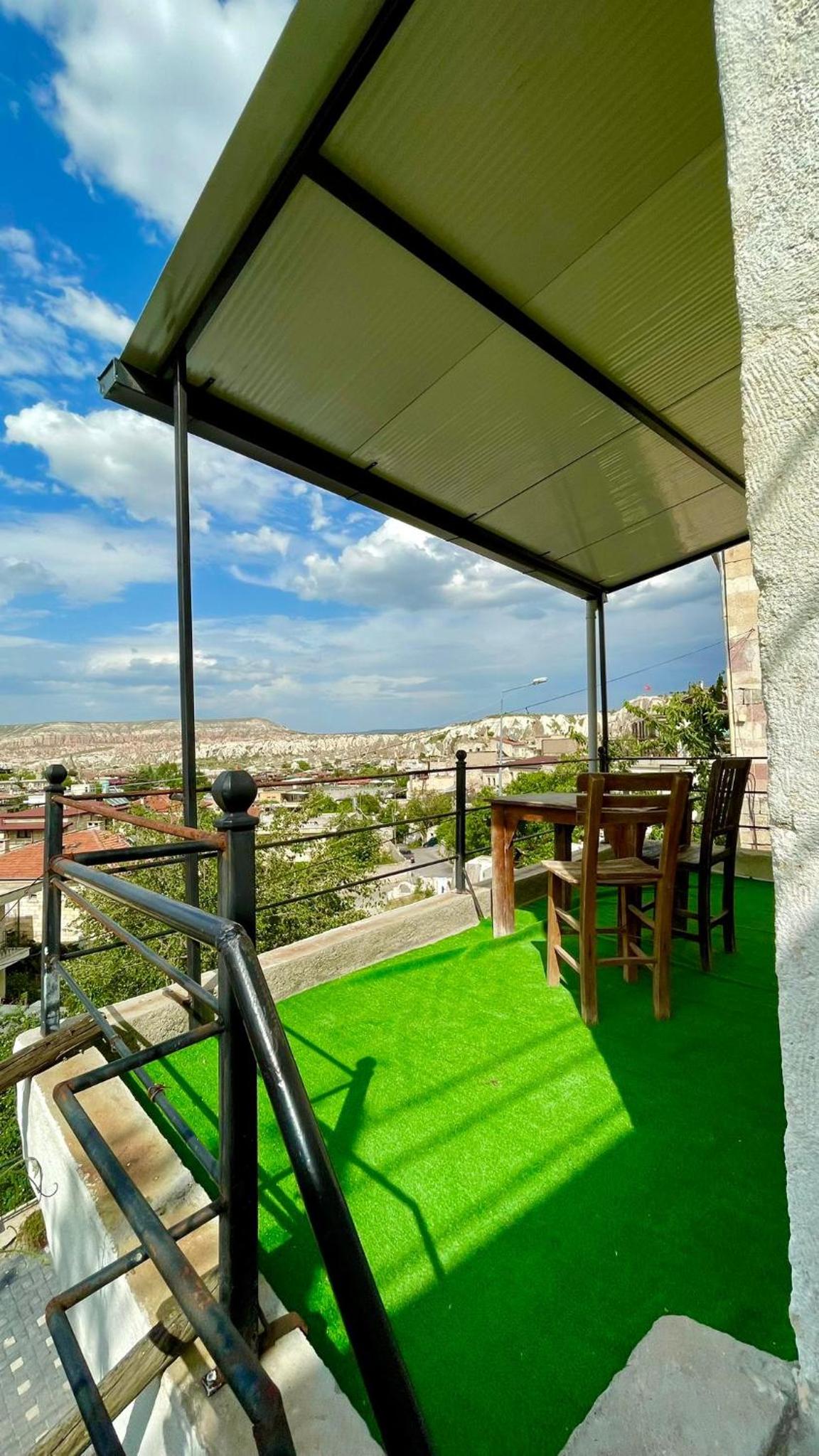 Double Room with Balcony photo 2