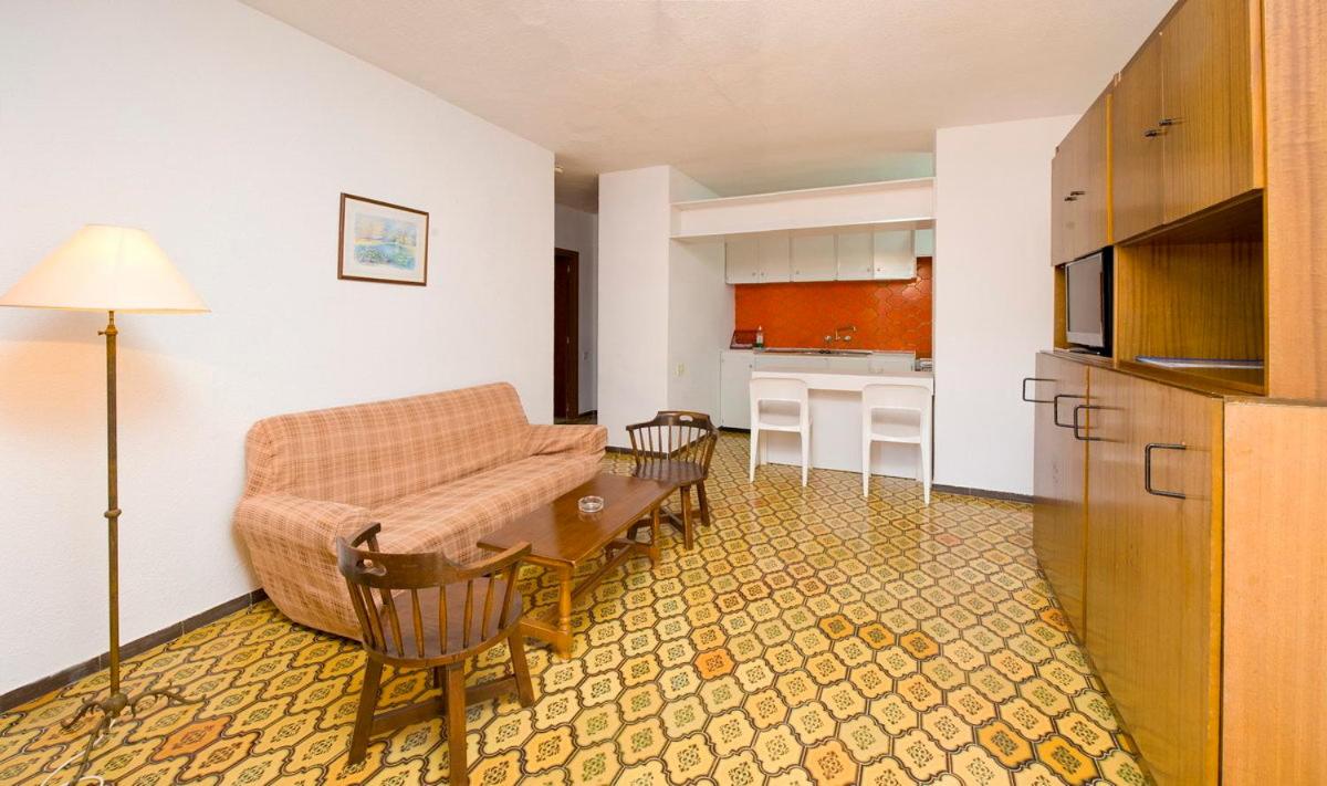 Family Apartment (2 Adults + 1 Child) photo 2