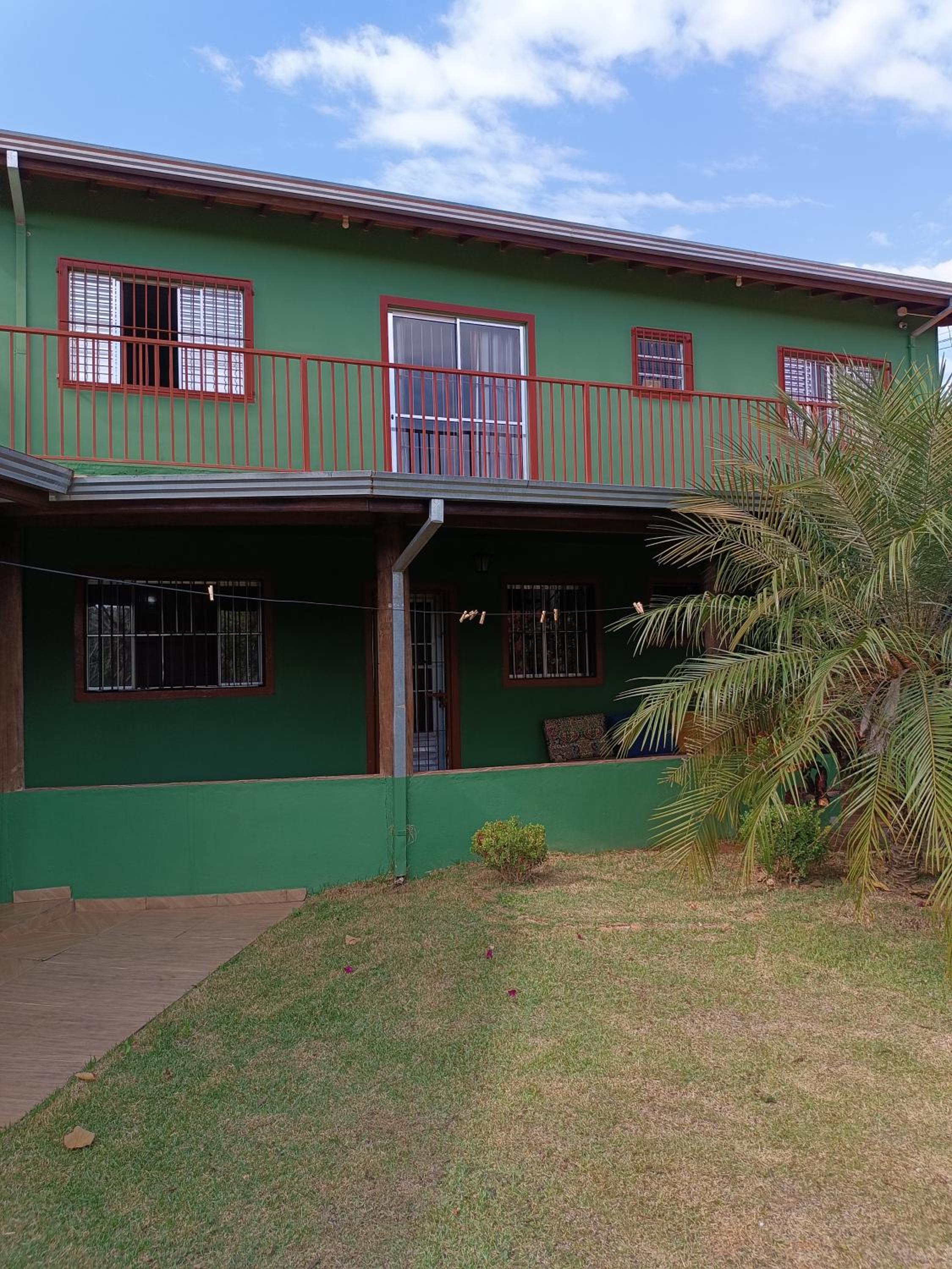 Four-Bedroom House photo 2