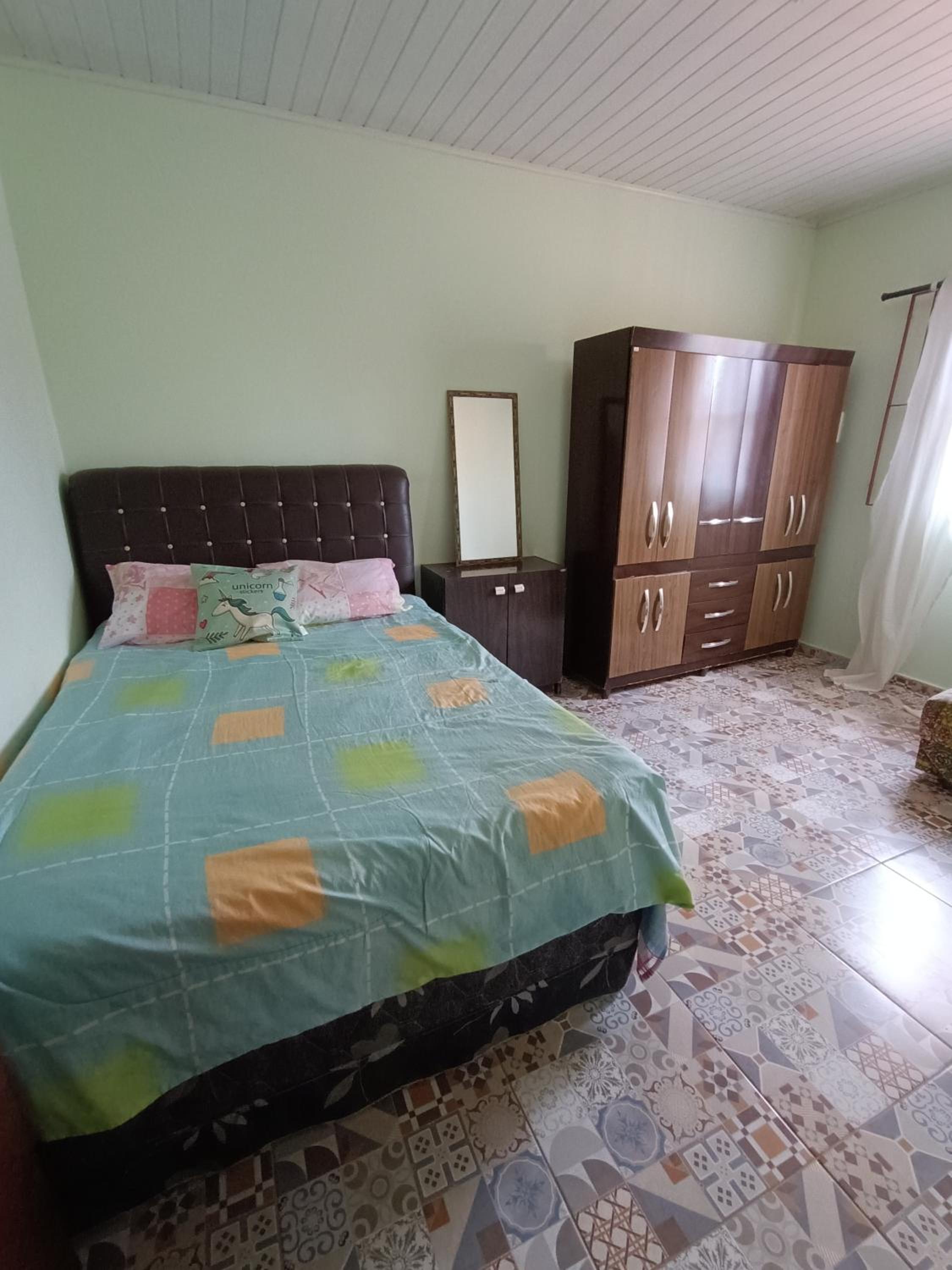 Four-Bedroom House photo 1