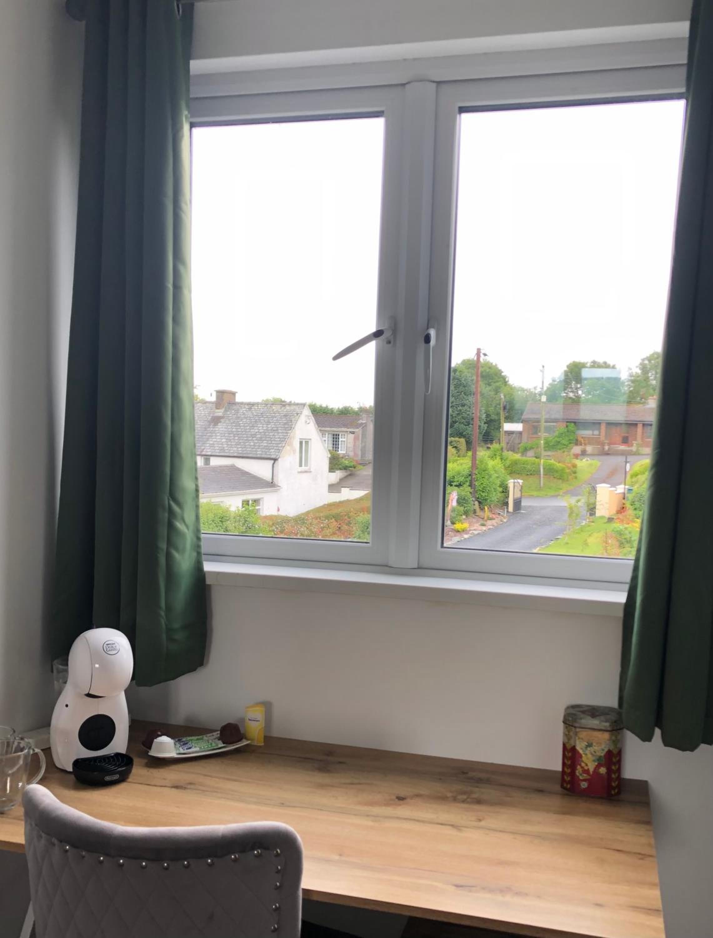 Deluxe Double Room with Mountain View - Photo 6