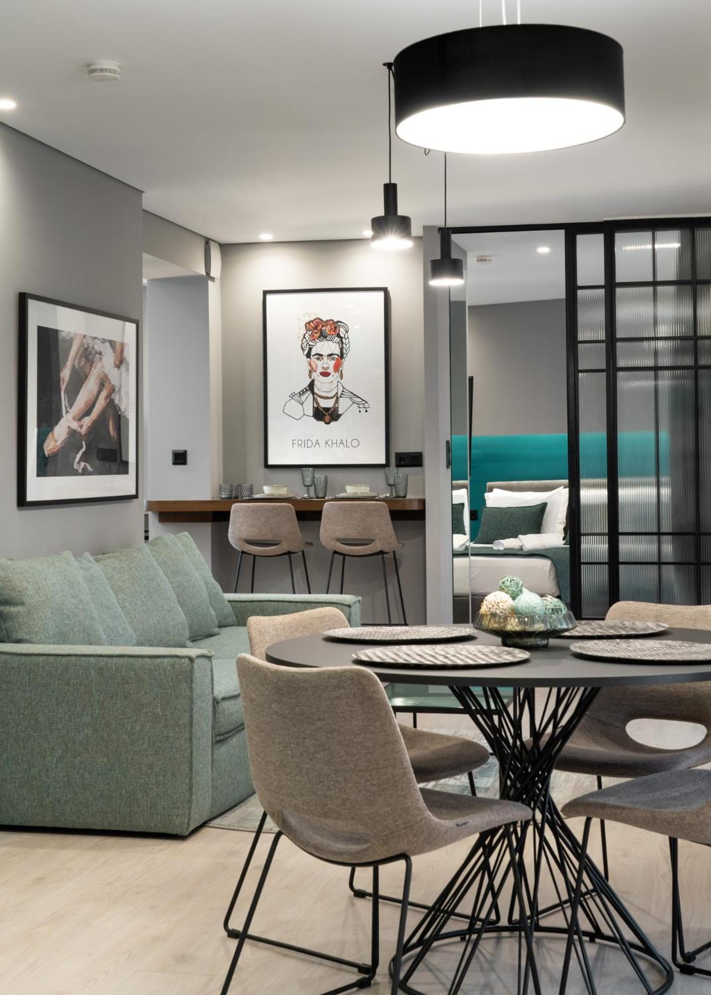 King Suite with Balcony & Acropolis View photo 1