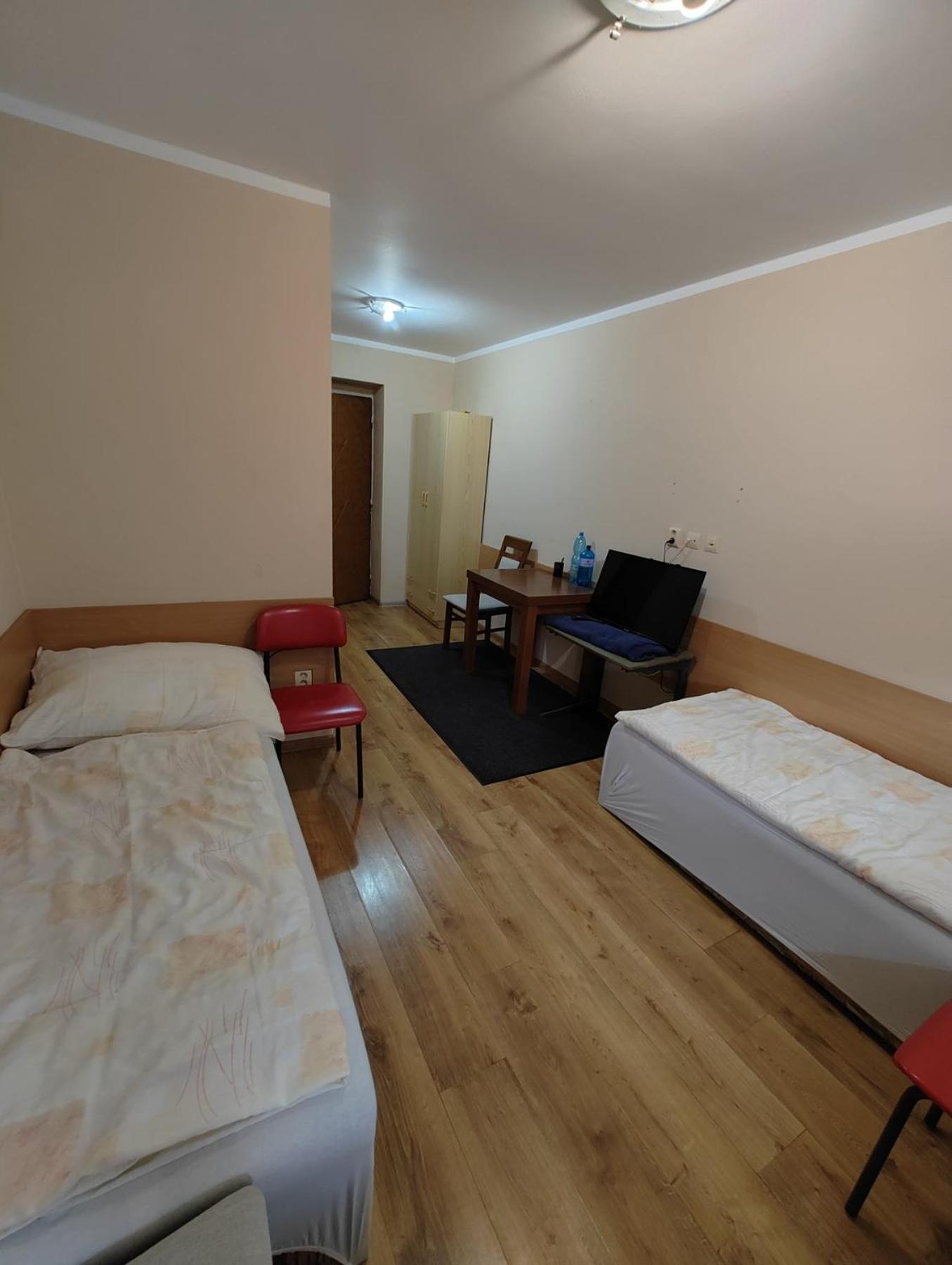 Standard Twin Room with Garden View photo 3
