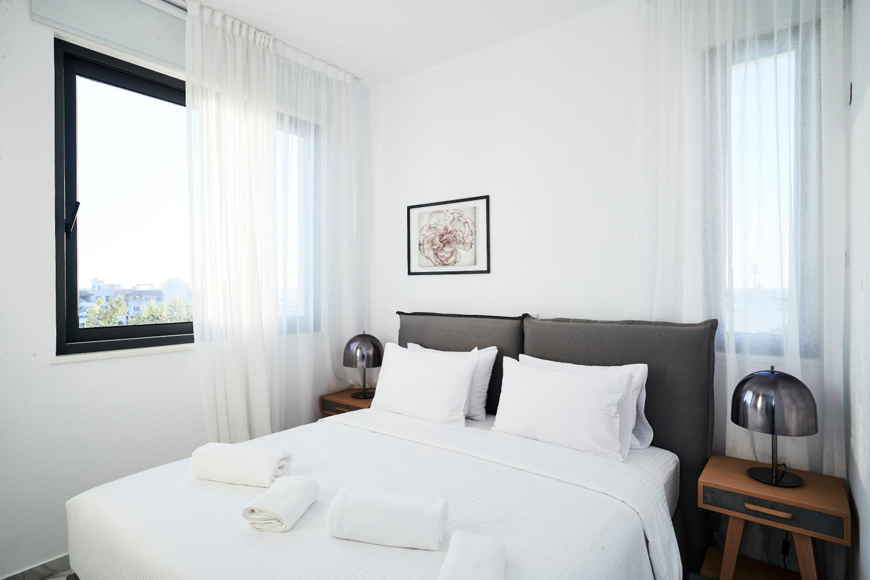 Superior Three-Bedroom Apartment