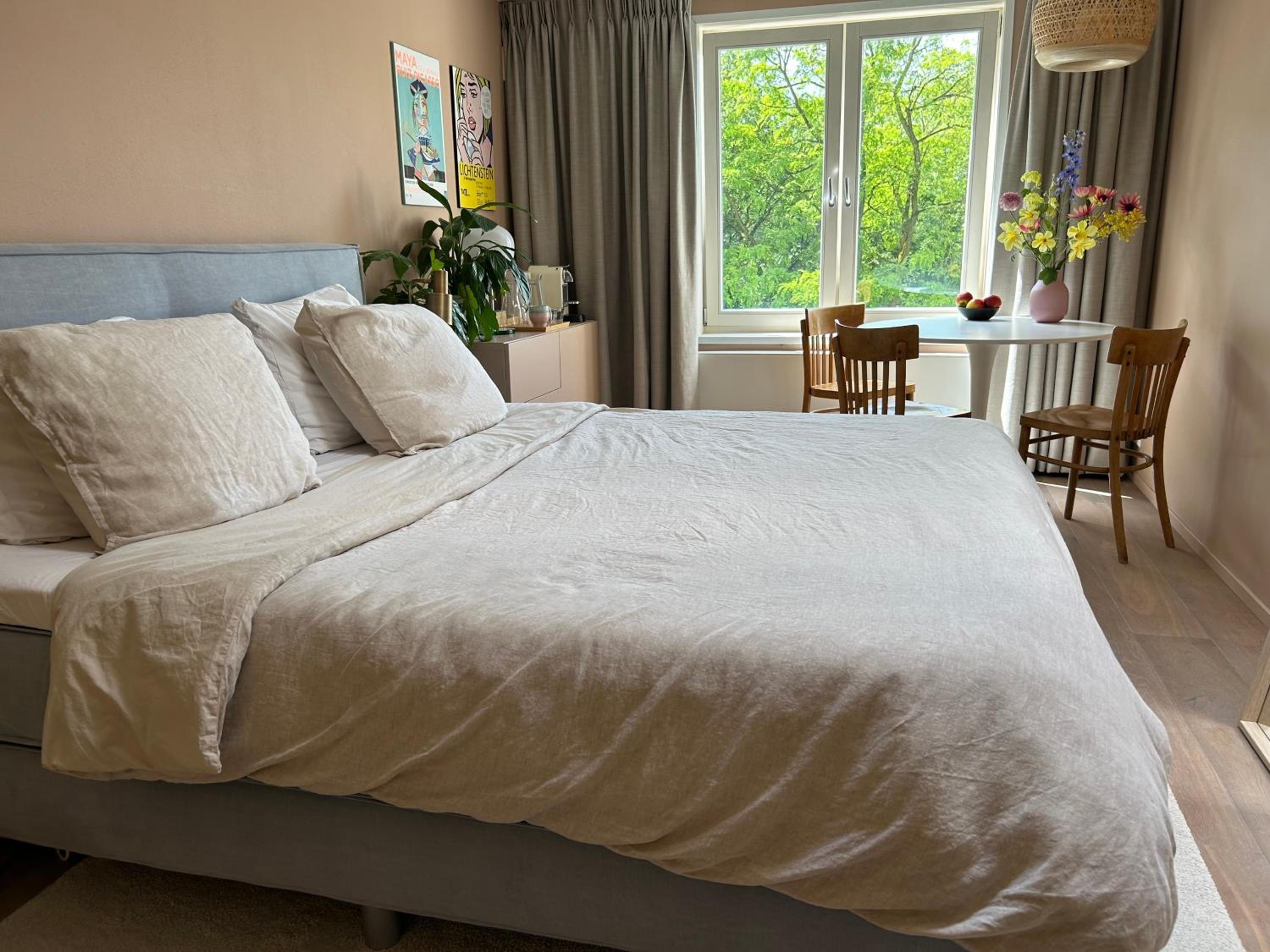 Deluxe Double Room with Bath photo 2