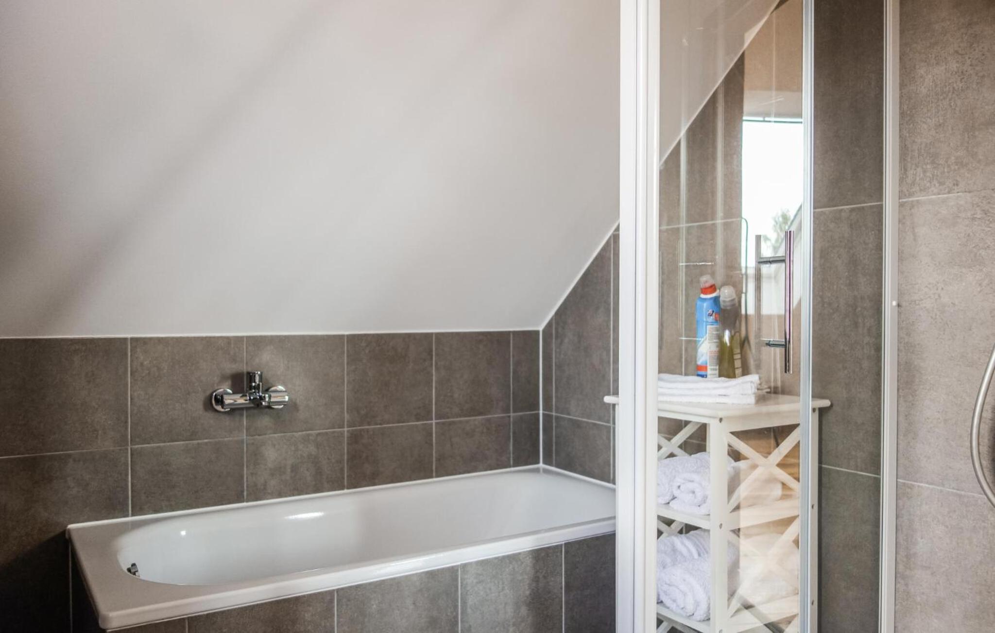 One-Bedroom Vacation Home photo 2