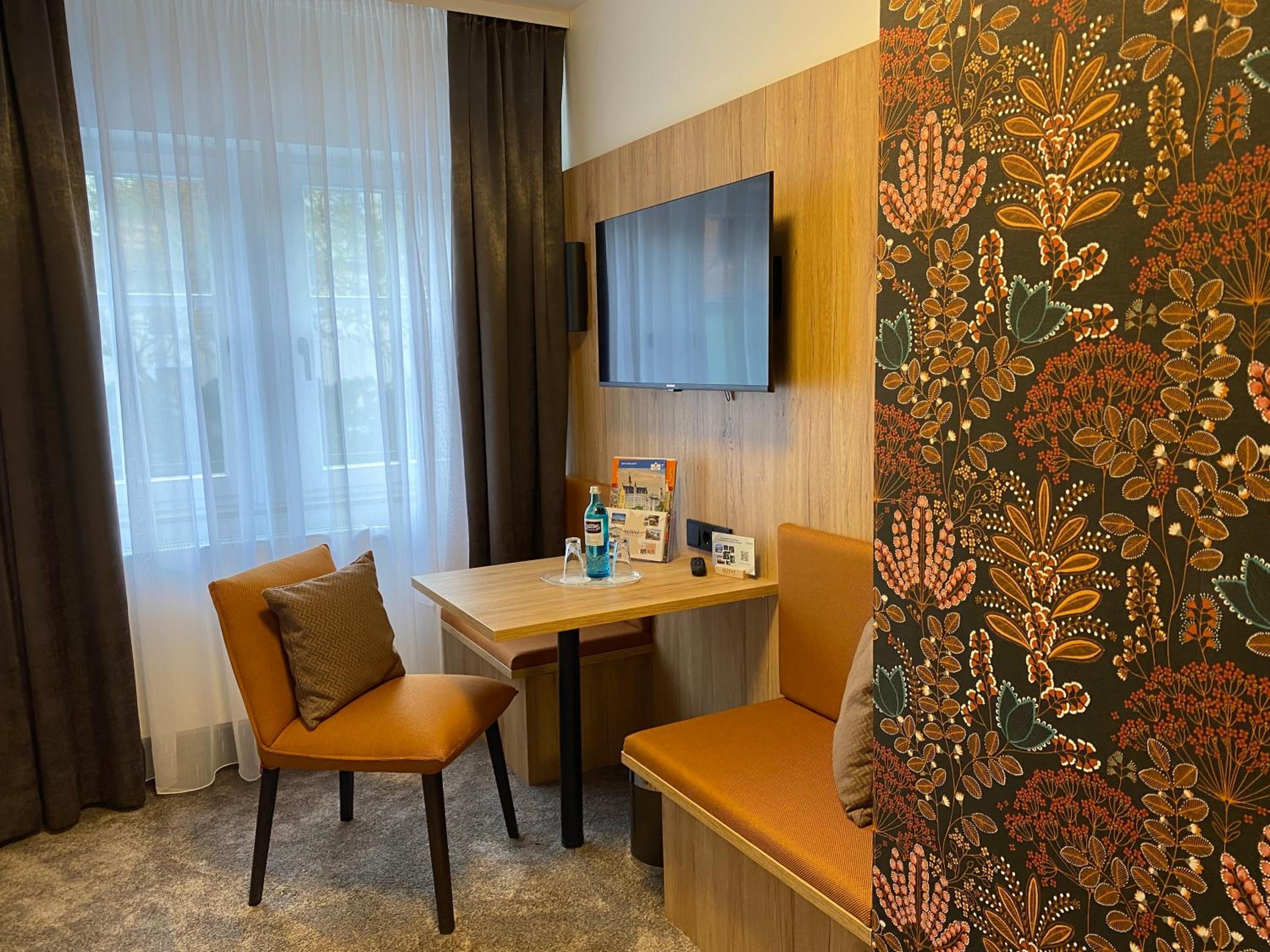 Deluxe Double Room - Photo 1