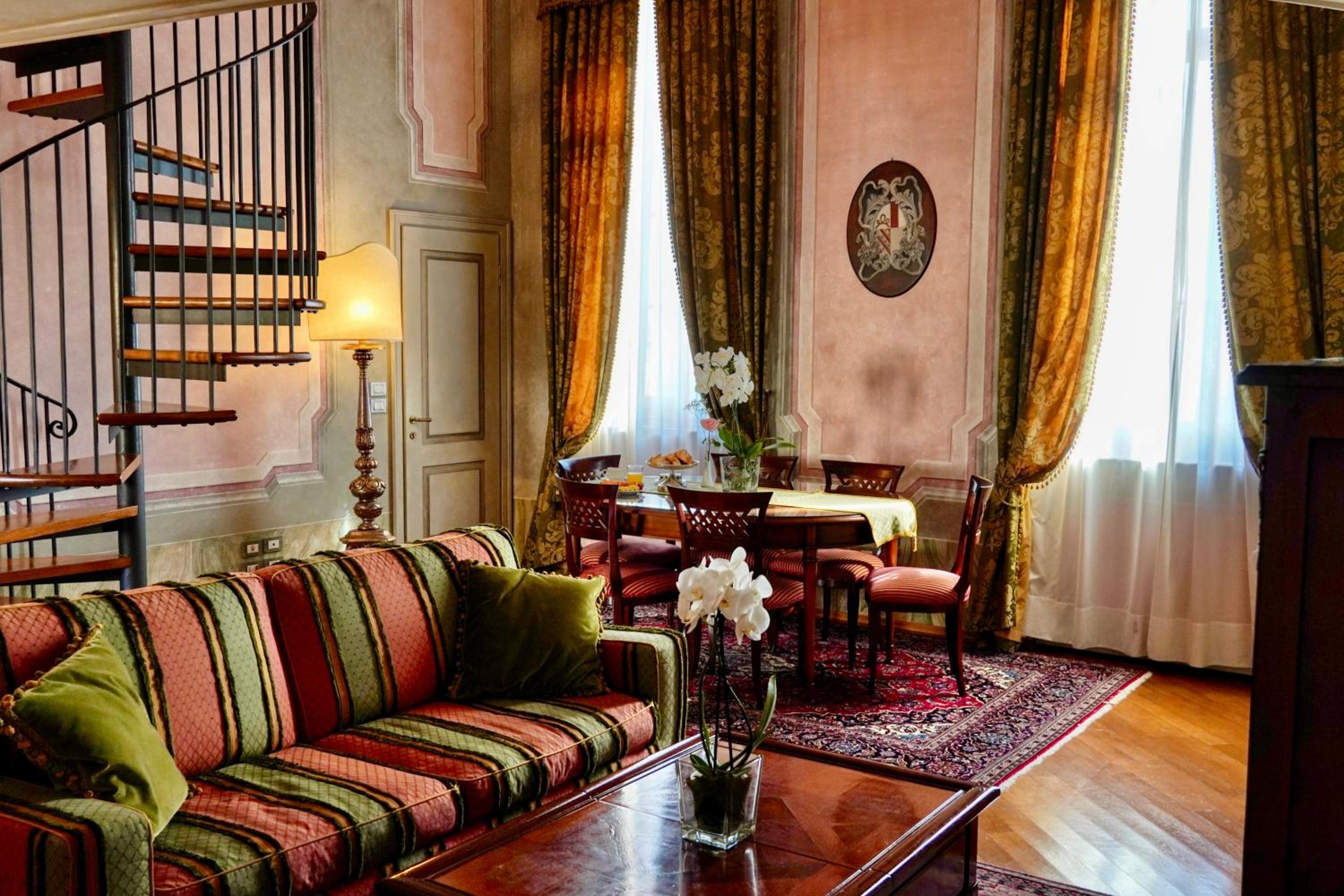 Royal Suite - Photo 1