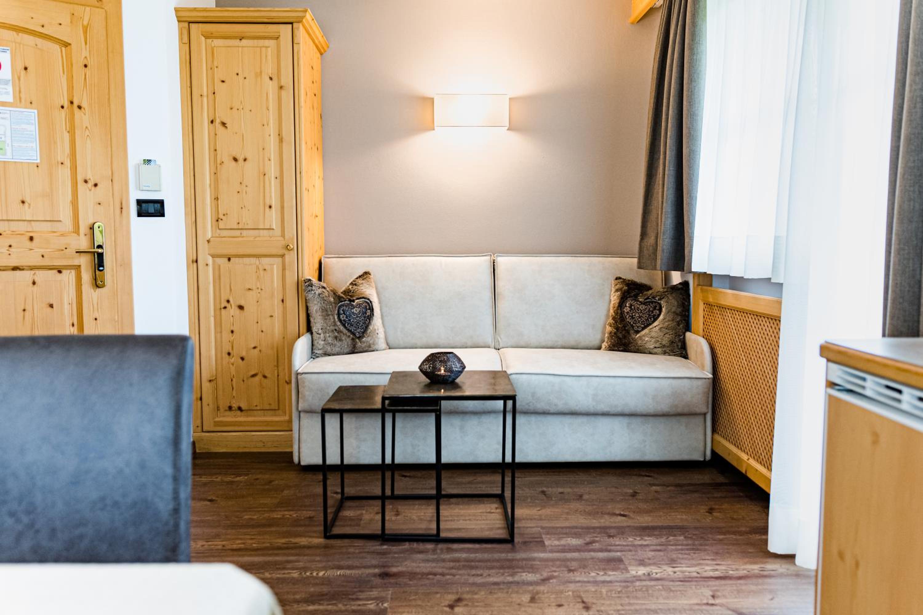 Apartment - Photo 2