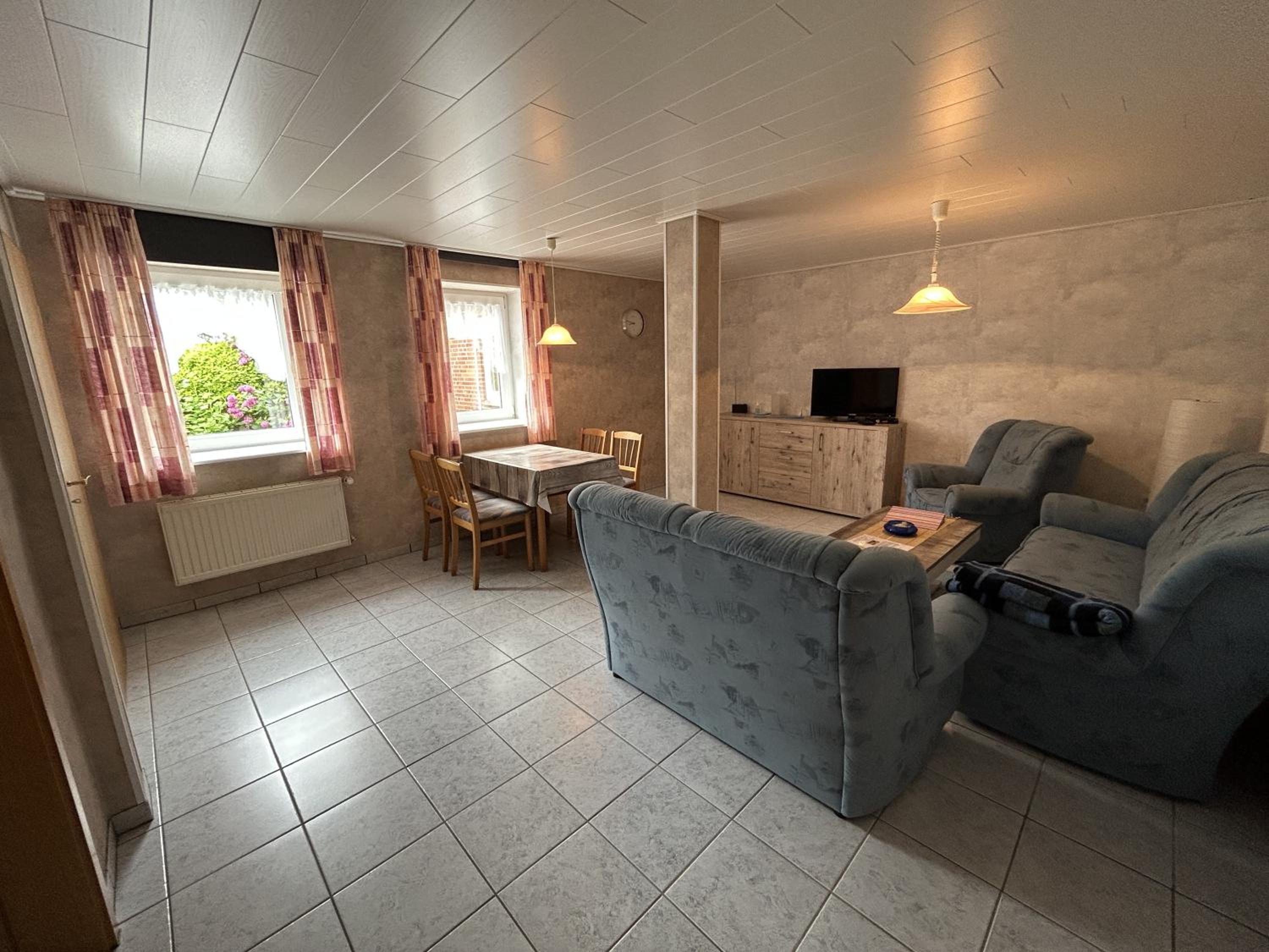 Two-Bedroom Deluxe Apartment with Garden View