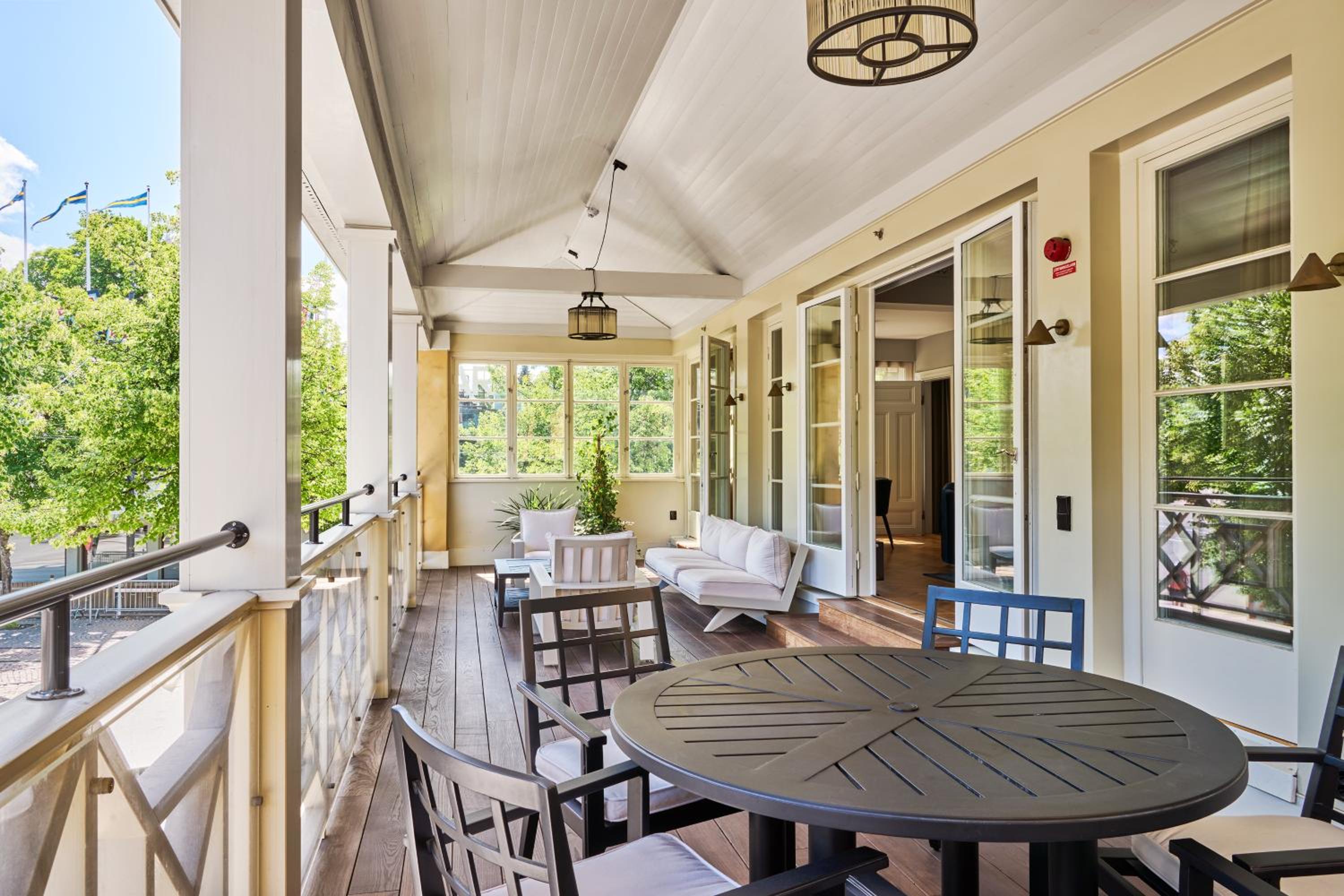 The Veranda Suite