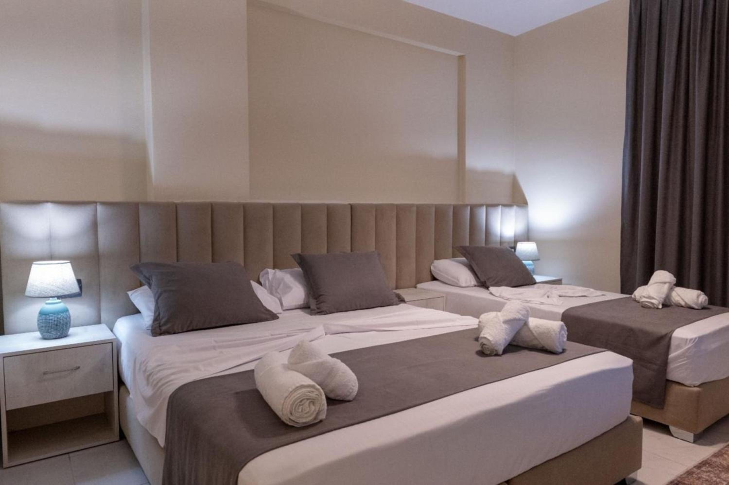 Triple Room with Balcony