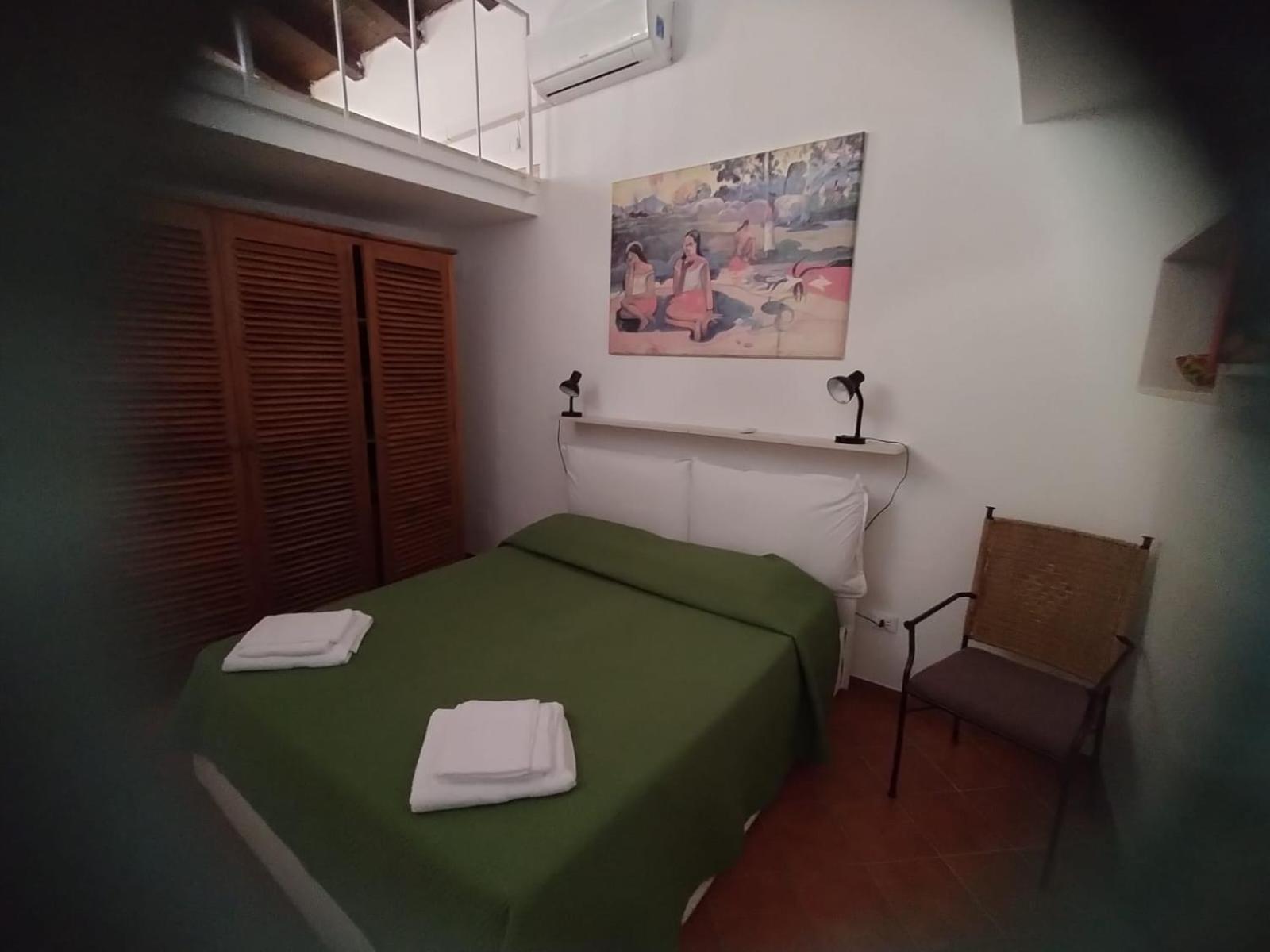 Studio Apartment photo 1