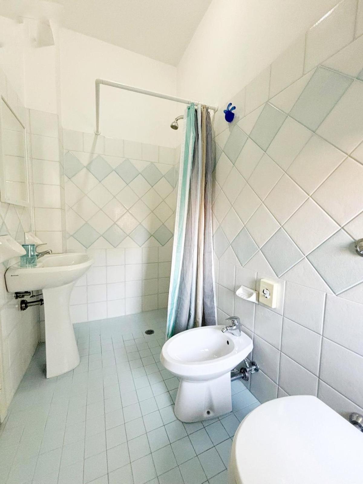 Basic Triple Room